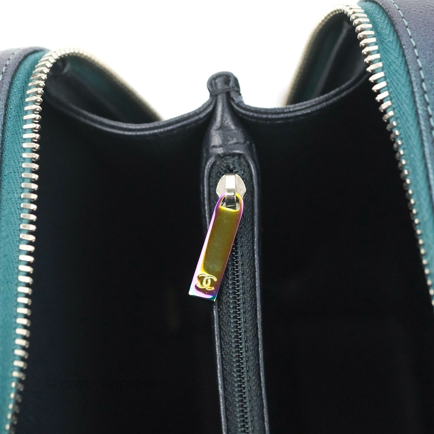 Chanel Quilted Medium CC Filigree Vanity Case Iridescent Dark Turquoise Caviar Rainbow Hardware