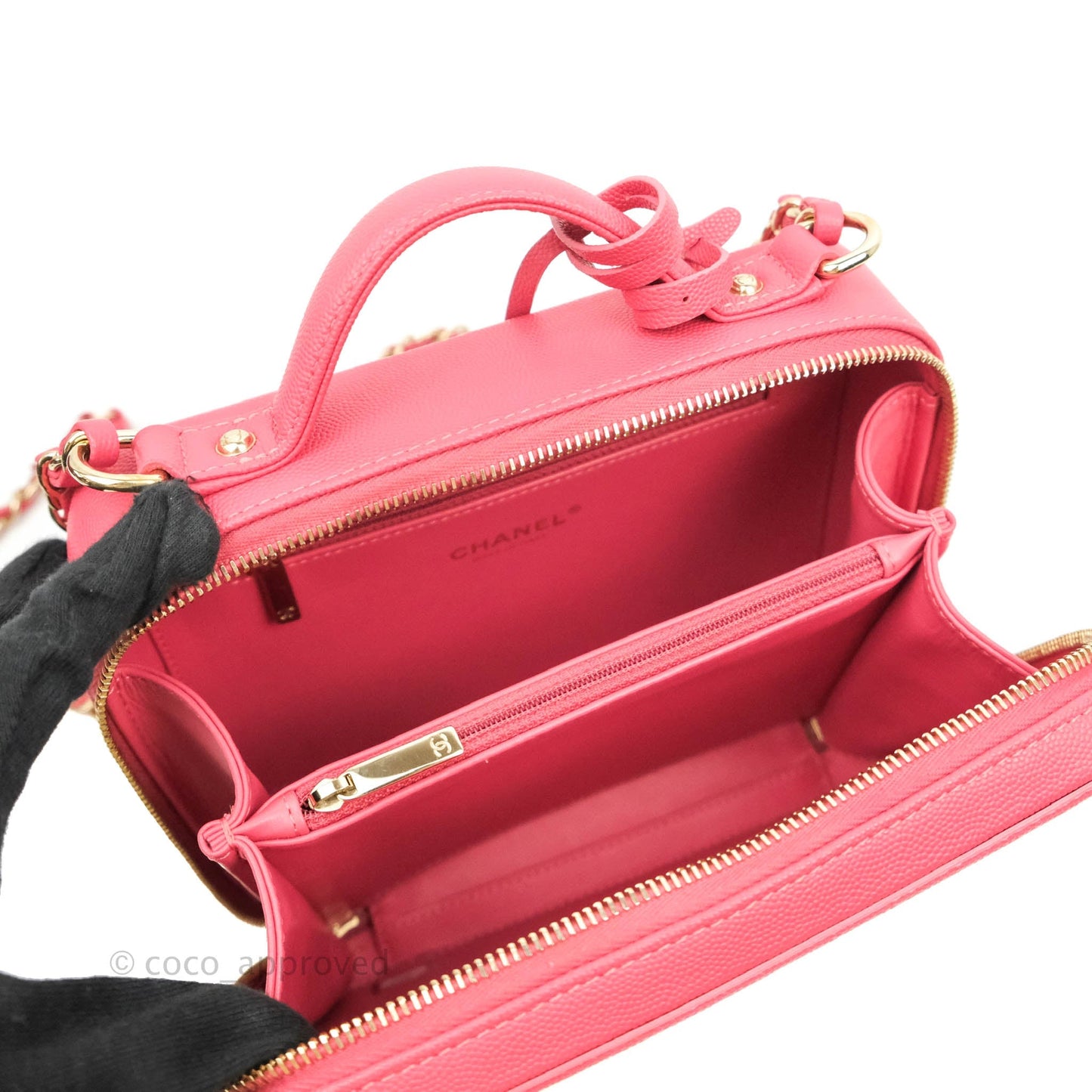 Chanel Quilted Medium CC Filigree Vanity Case Rosy Pink Caviar Gold Hardware