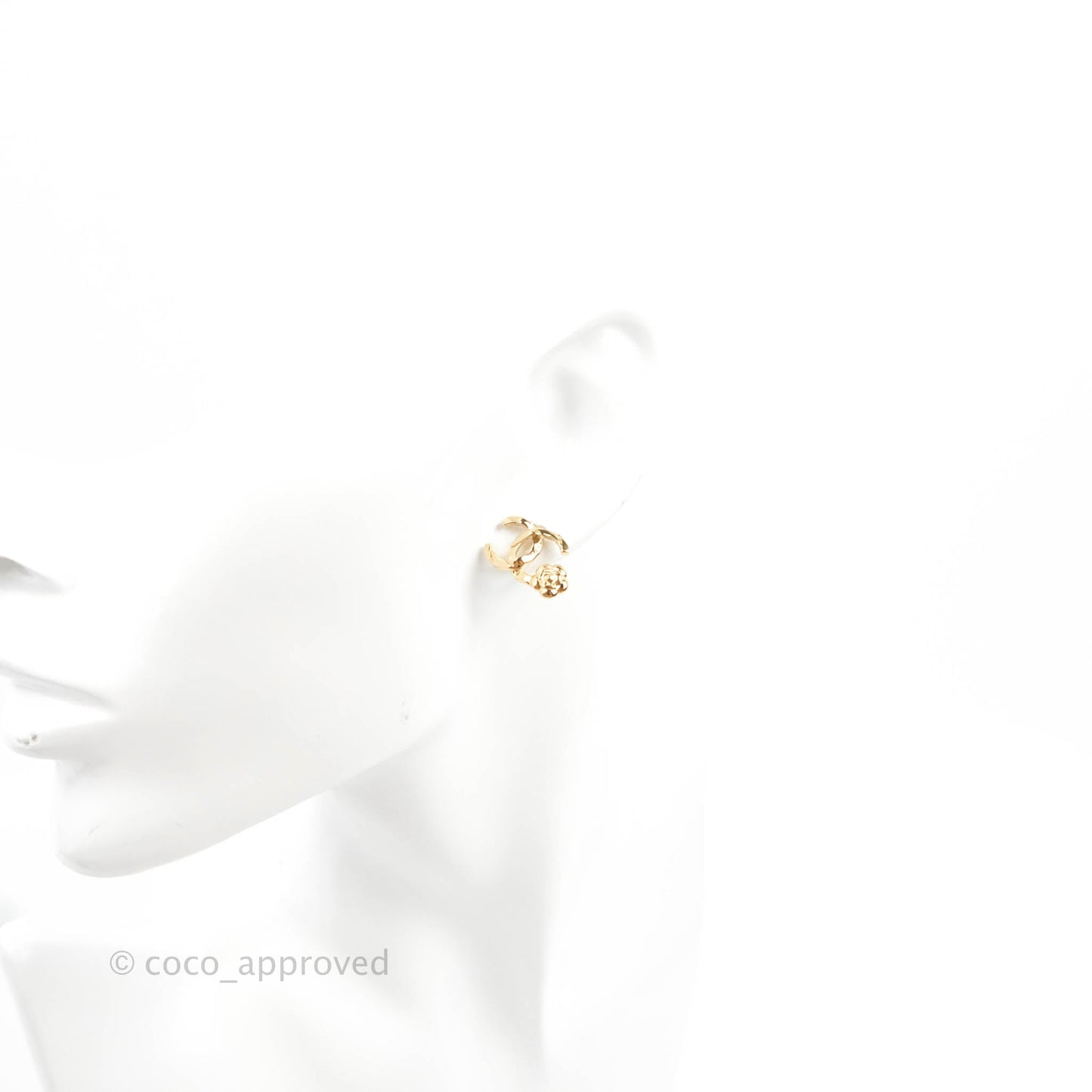 Chanel CC Camellia Earrings Gold Tone 22A