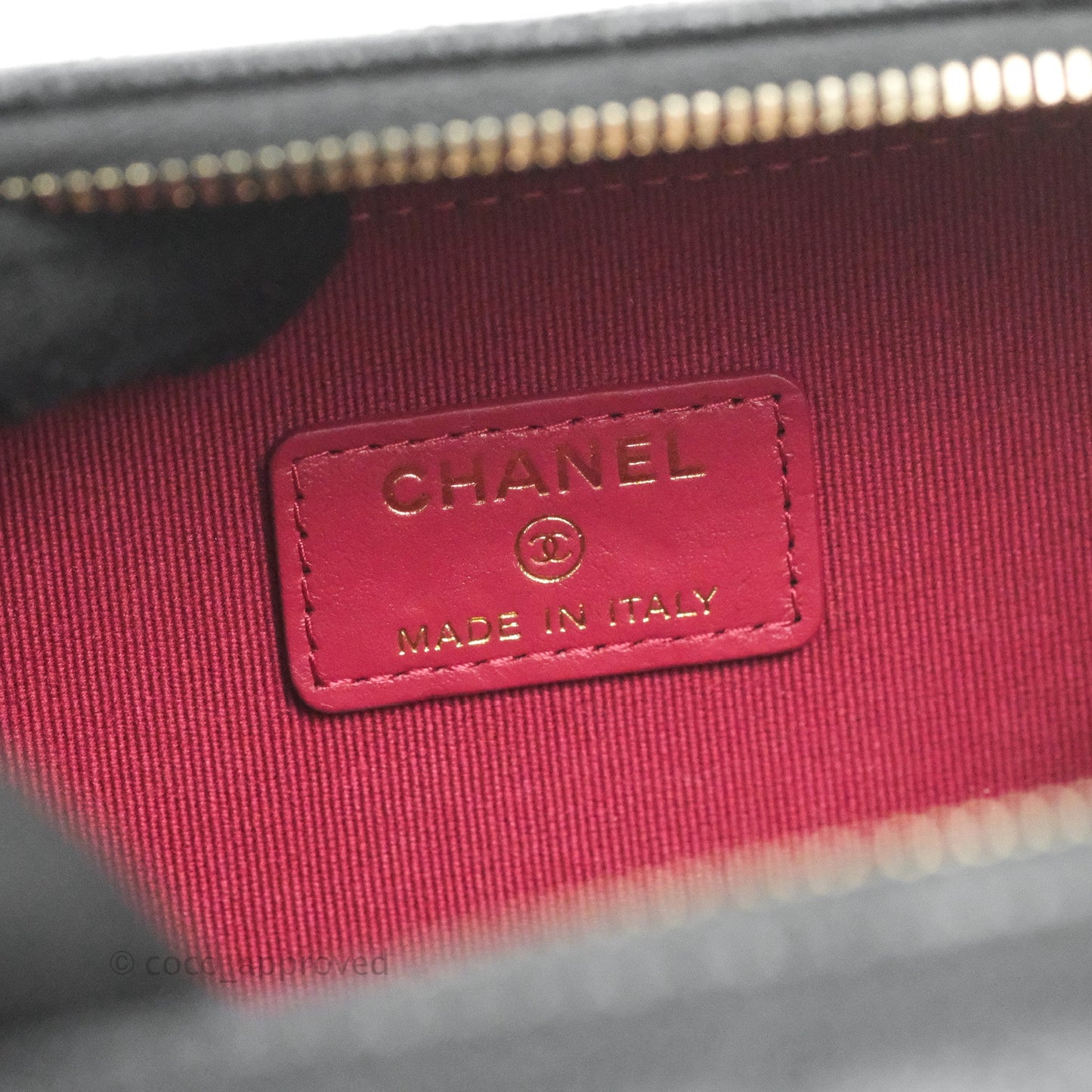 Chanel Quilted Twist Your Buttons Camera Black Caviar Gold Hardware