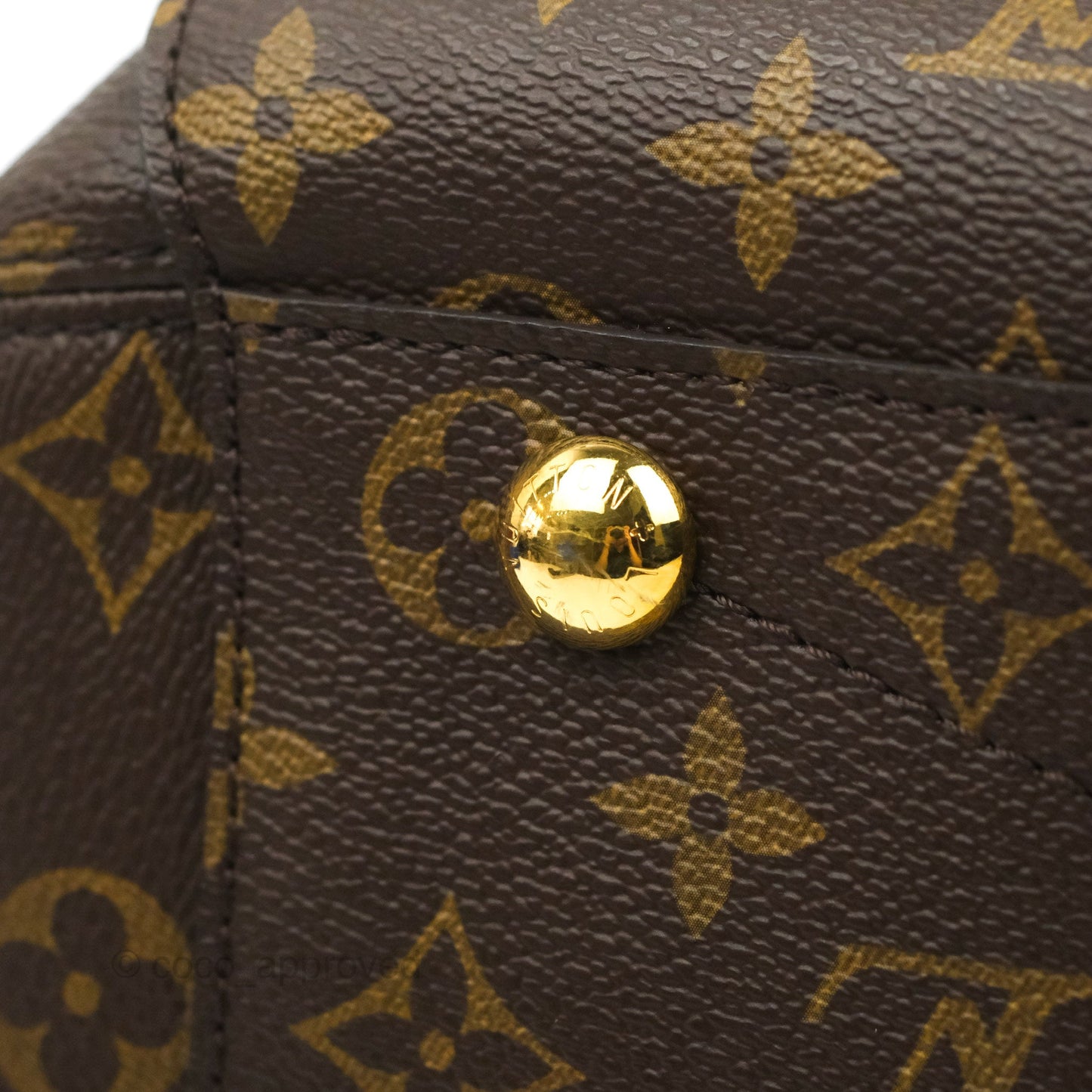 Louis Vuitton Monogram Montaigne MM