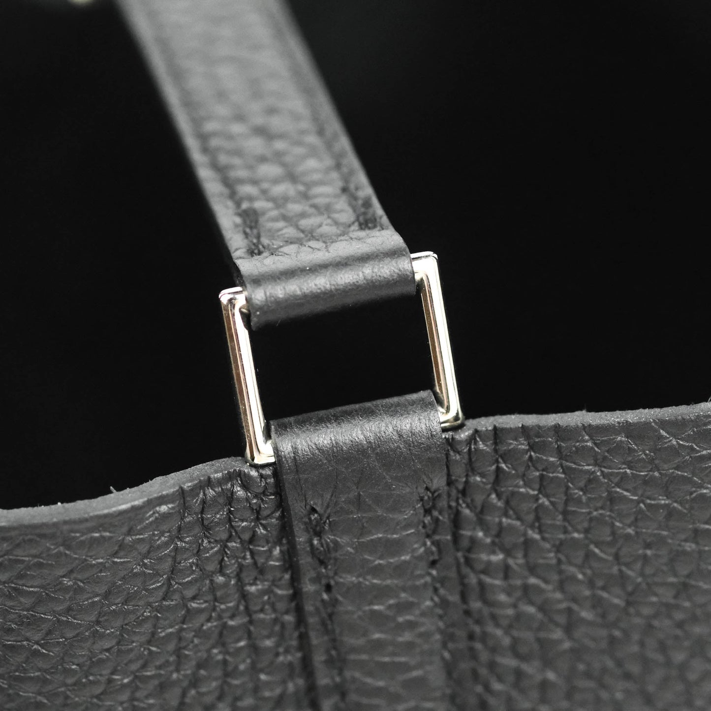 Hermès Taurillon Clemence Picotin Lock 18 PM Black Palladium Hardware