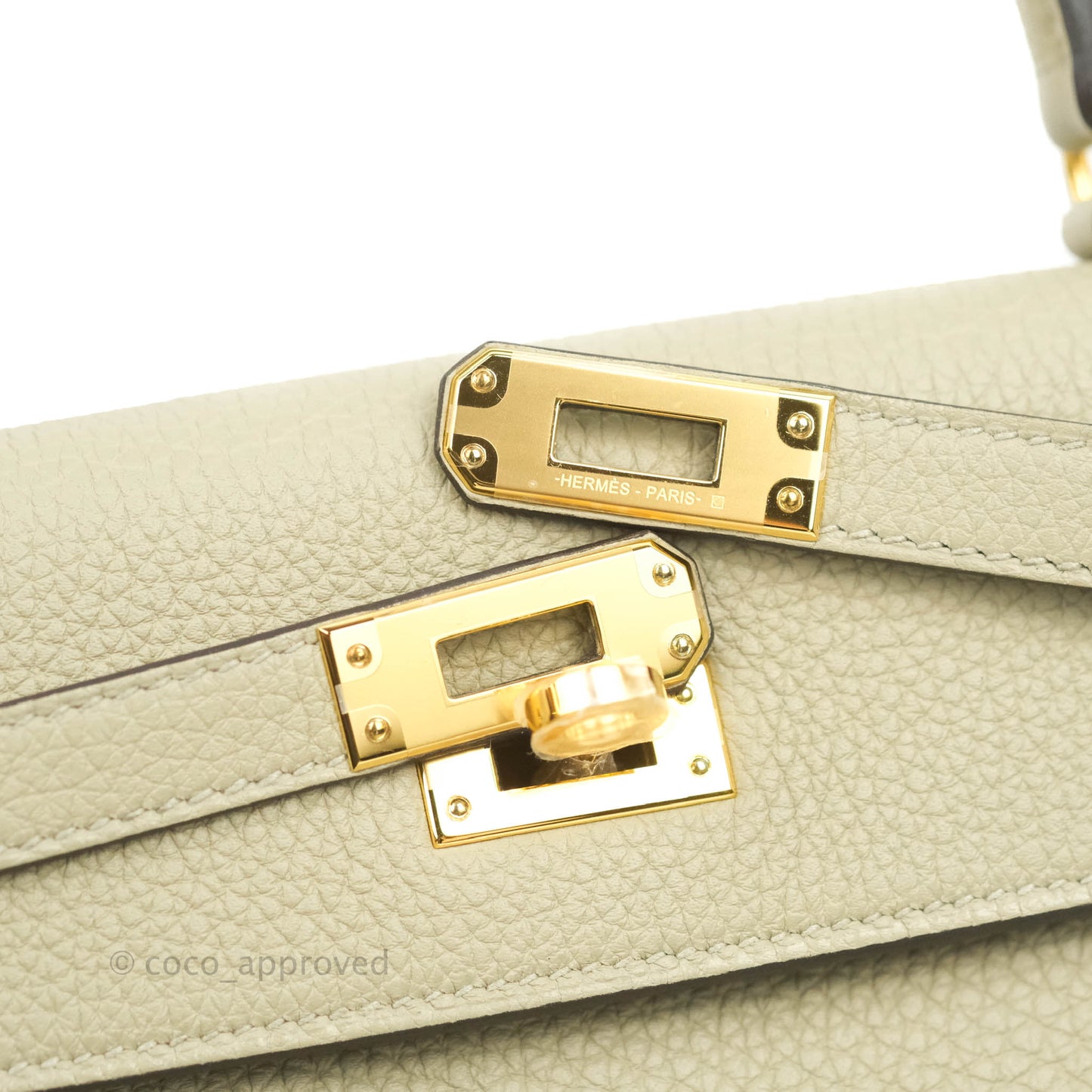 [DM to purchase] Hermès Retourne Taurillon Kelly 25 Sauge Togo Gold Hardware
