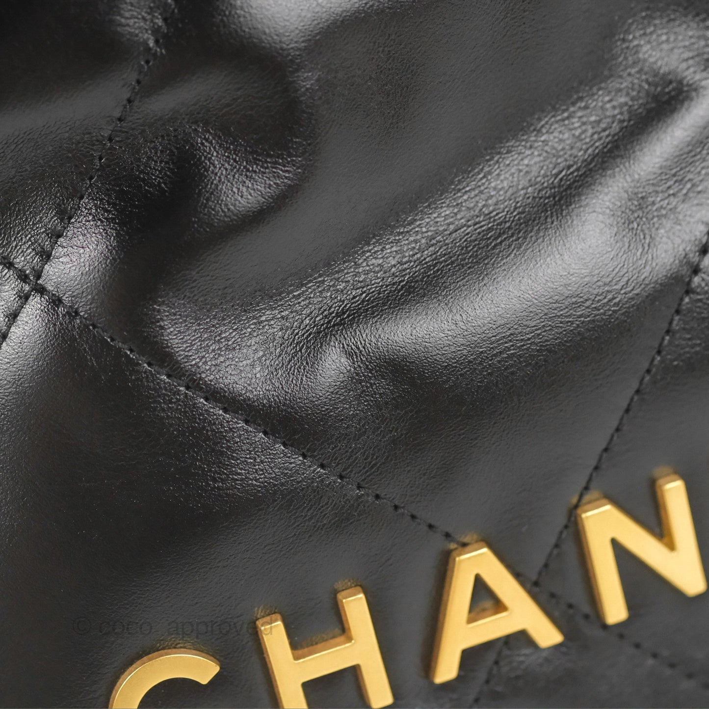 Chanel 22 Mini Bag Black Crumpled Calfskin