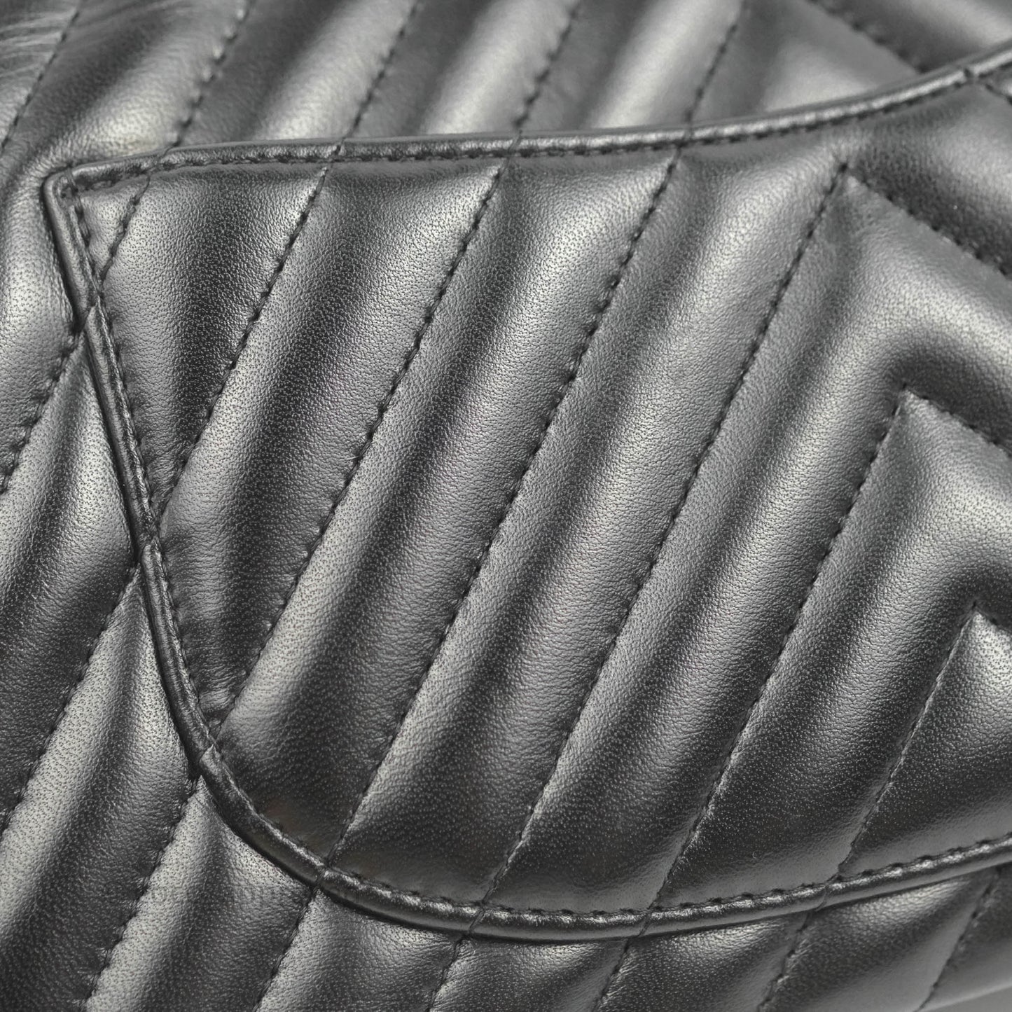 Chanel Classic Chevron S/M Small Double Flap Black Lambskin Gold Hardware