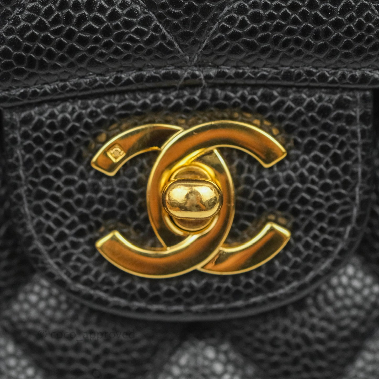 Chanel Classic M/L Medium Flap Quilted Black Caviar 24K Gold Hardware