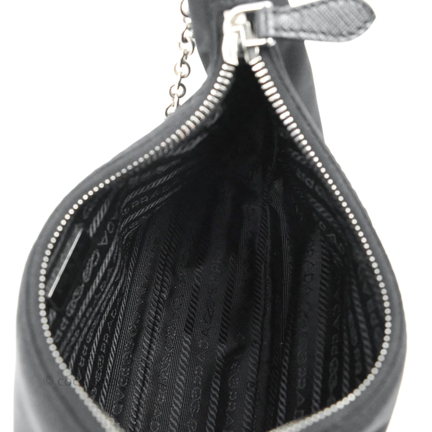 Prada Nylon Re-Edition 2005 Shoulder Bag Black