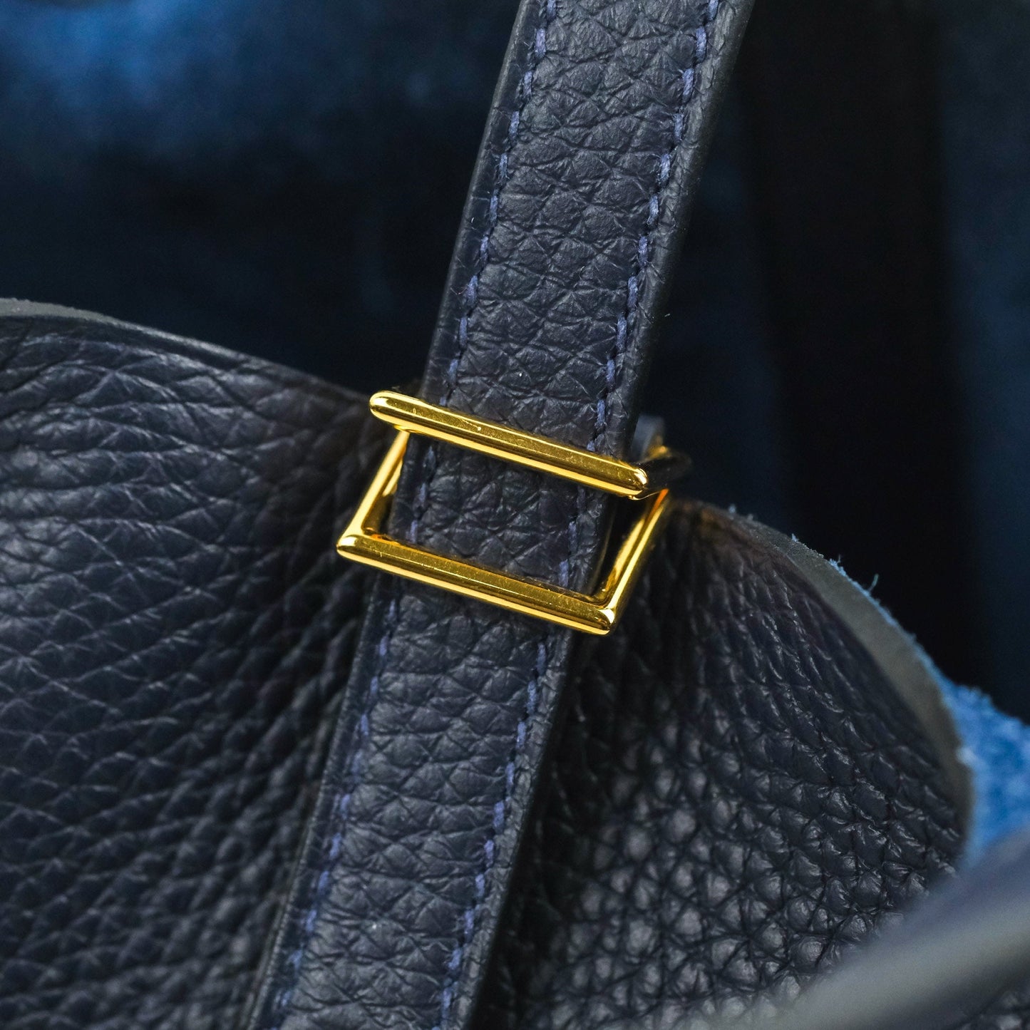 Hermès Picotin Lock 18 Bleu Nuit Clemence Gold Hardware