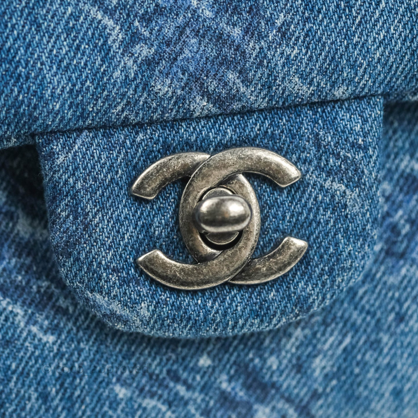 Chanel Classic M/L Medium Double Flap Blue Denim Ruthenium Hardware