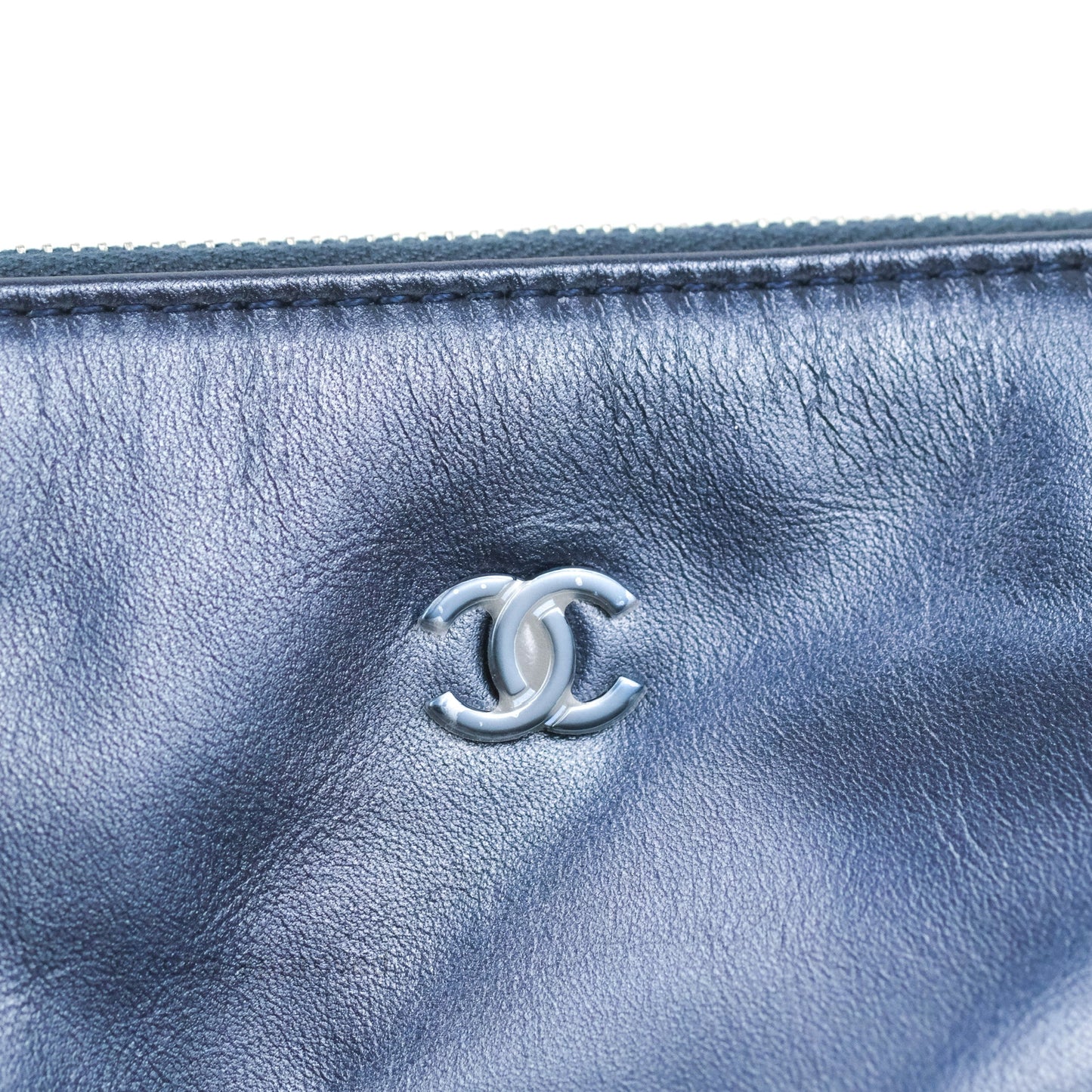 Chanel 22 Small Metallic Midnight Blue Aged Calfskin Midnight Blue/Silver Hardware