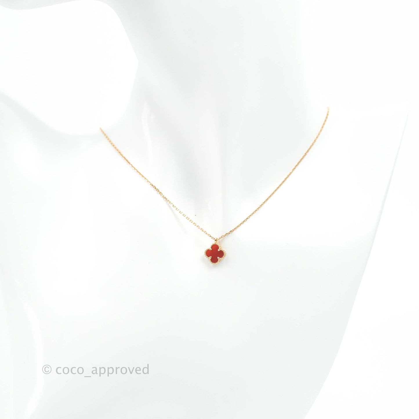 Van Cleef & Arpels Sweet Alhambra Pendant Red Carnelian Rose Gold