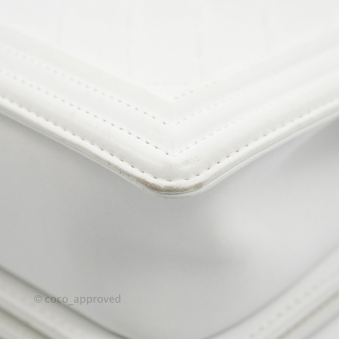 Chanel Quilted Medium Boy White Calfskin Gold Hardware