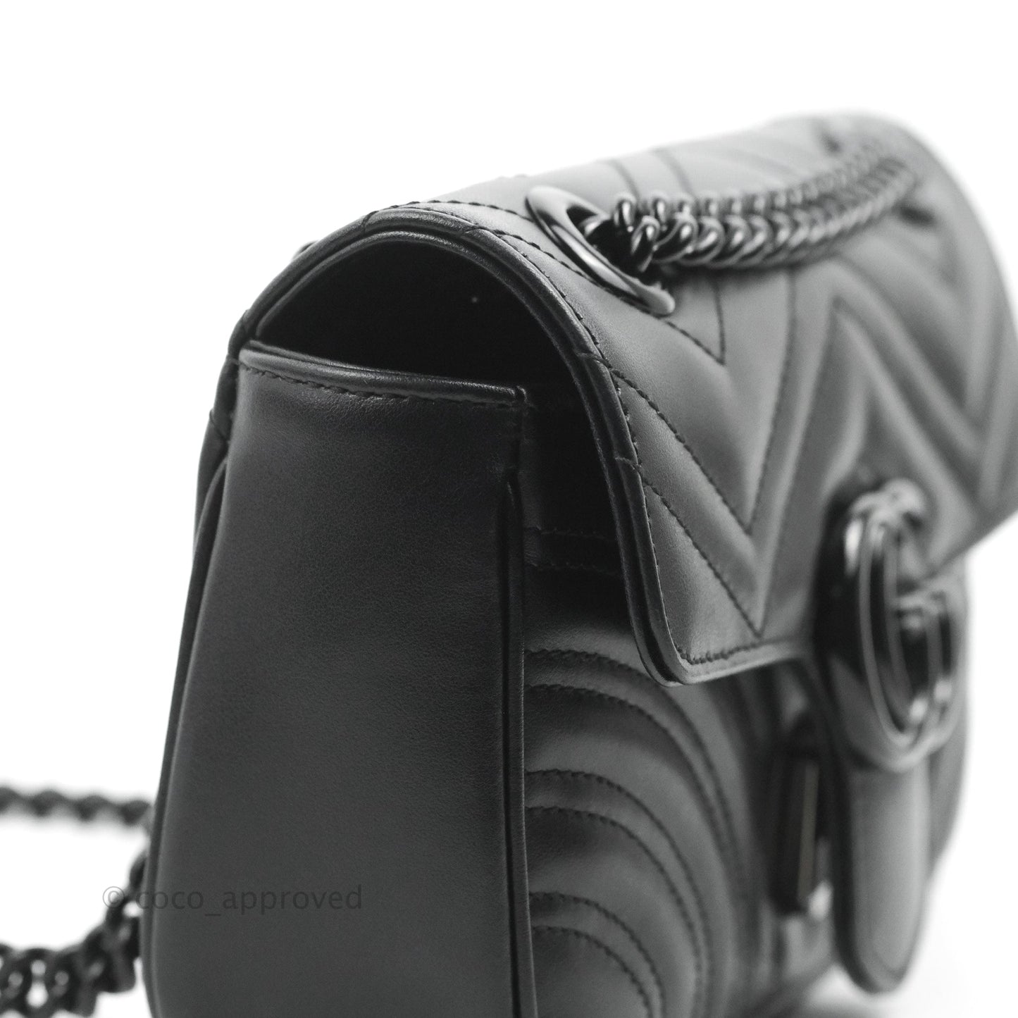 Gucci Chevron GG Marmont Matelassé Mini Bag So Black Black Hardware