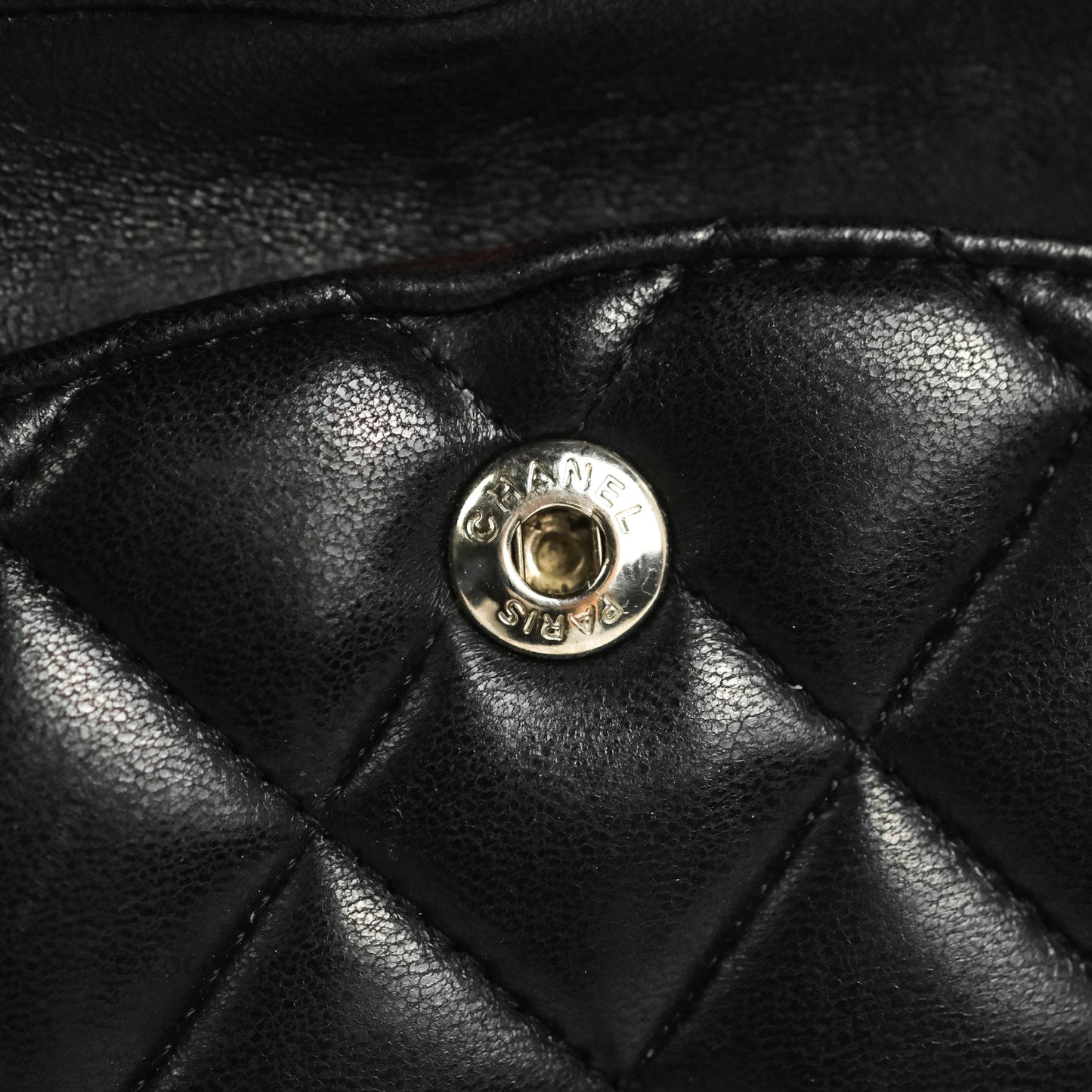 Chanel Classic M/L Medium Flap Quilted Black Lambskin Silver Hardware