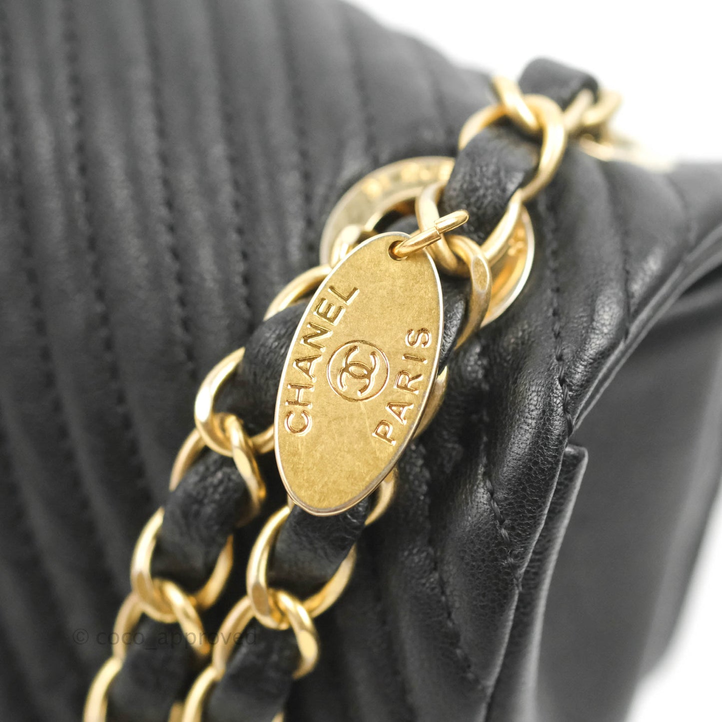 Chanel Medium Chevron Surpique Flap Black Calfskin Aged Gold Hardware