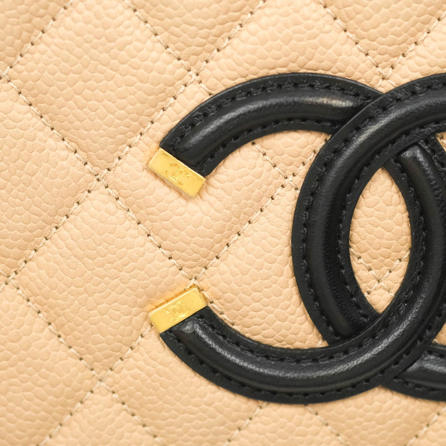 Chanel Quilted Medium CC Filigree Vanity Case Beige Caviar Gold Hardware