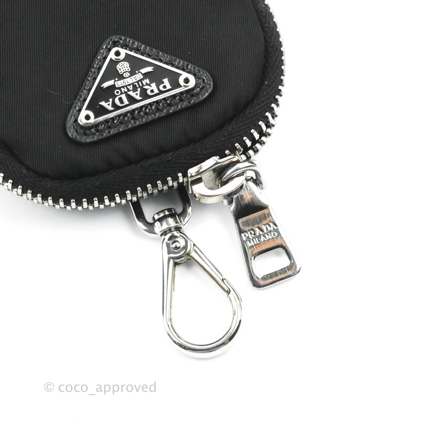 Prada Nylon Re-Edition 2005 Shoulder Bag Black