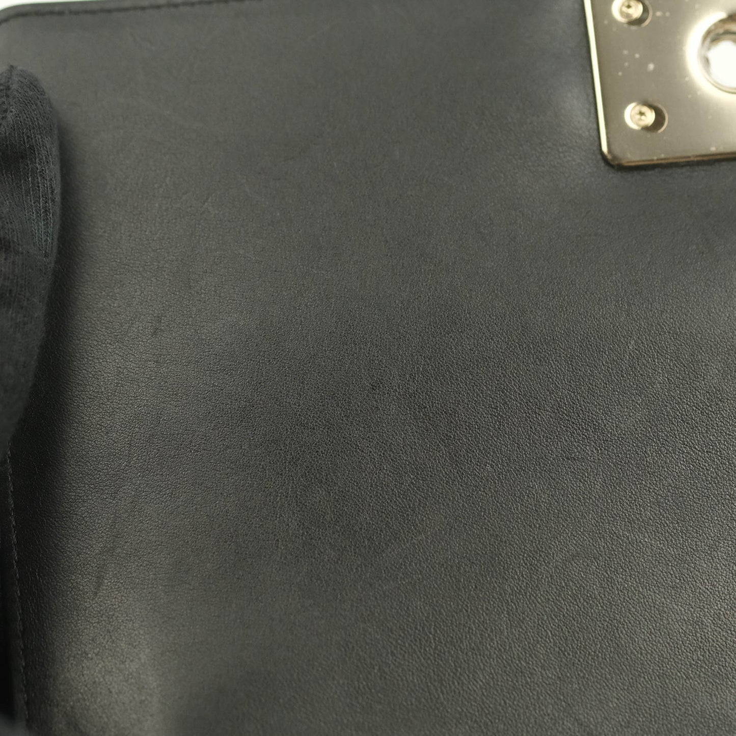 Chanel Medium Boy Chevron Black Calfskin Gold Hardware 19P