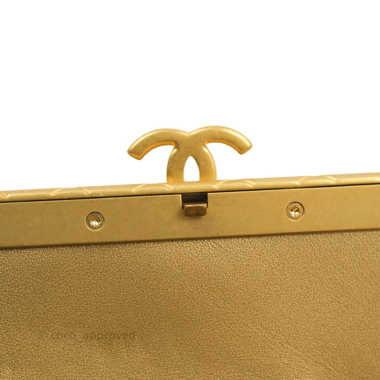 Chanel Kiss Lock Mini Vanity Pink Lambskin Gold Hardware