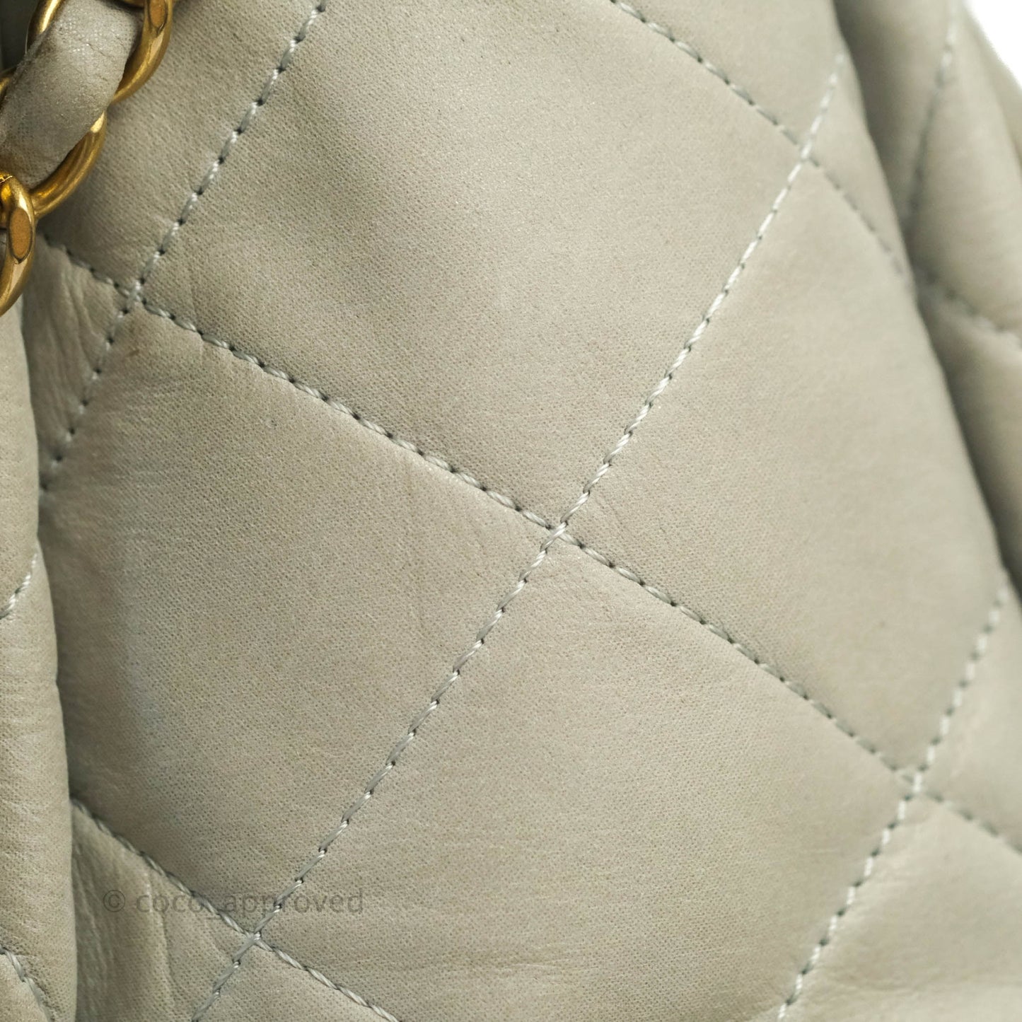 Chanel Iridescent Calfskin Quilted Chic Quilt Flap Grey Gold Hardware
