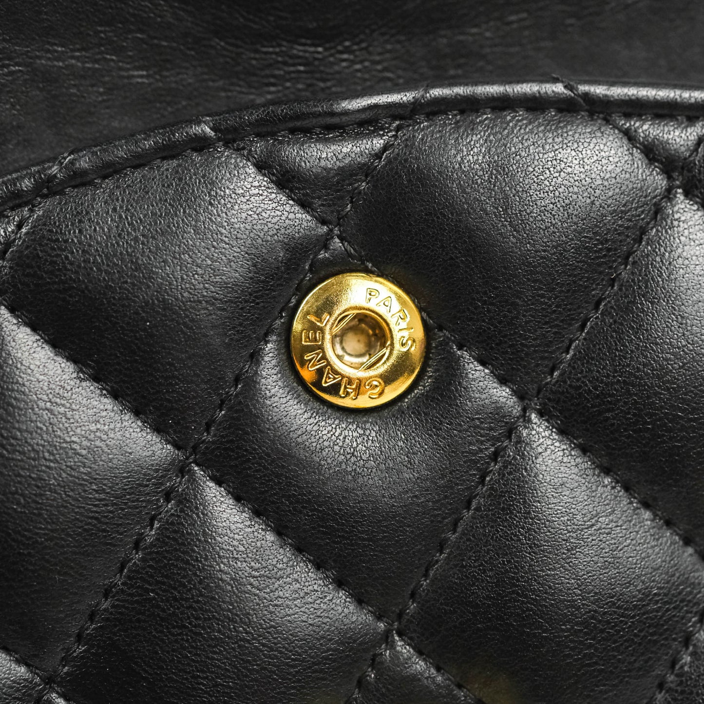 Chanel Classic M/L Medium Flap Quilted Black Lambskin 24K Gold Hardware