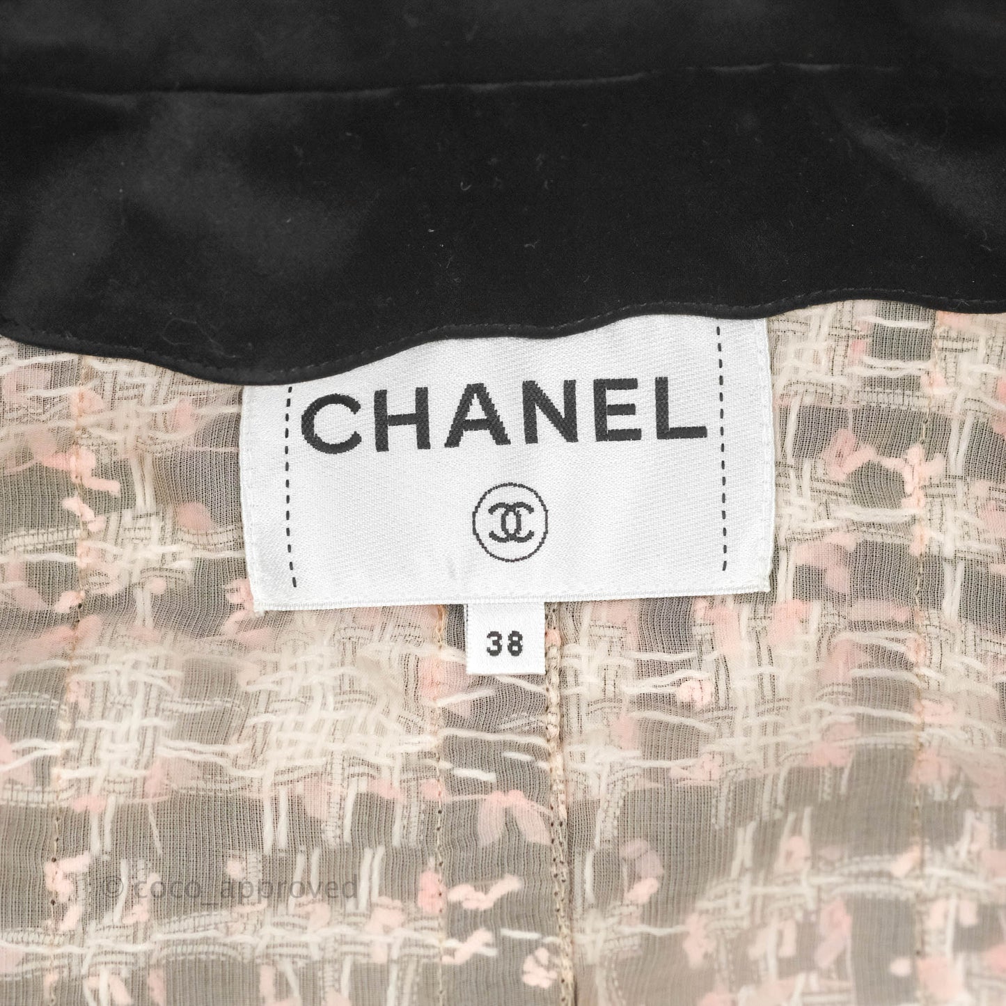 Chanel Tweed Jacket in Multicolor Size 38
