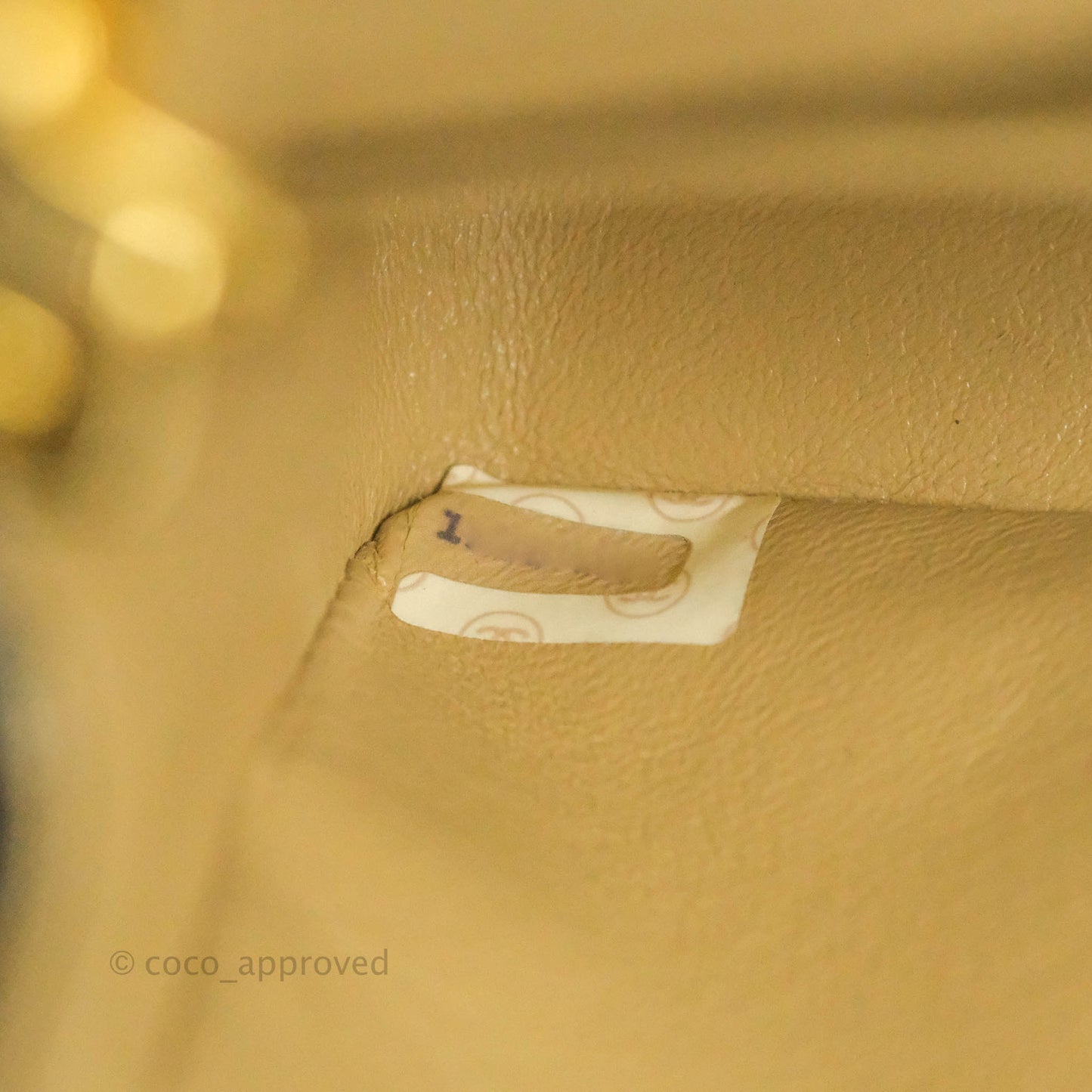 Chanel Vintage Small Single Full Flap Bag Beige Lambskin 24K Gold Hardware