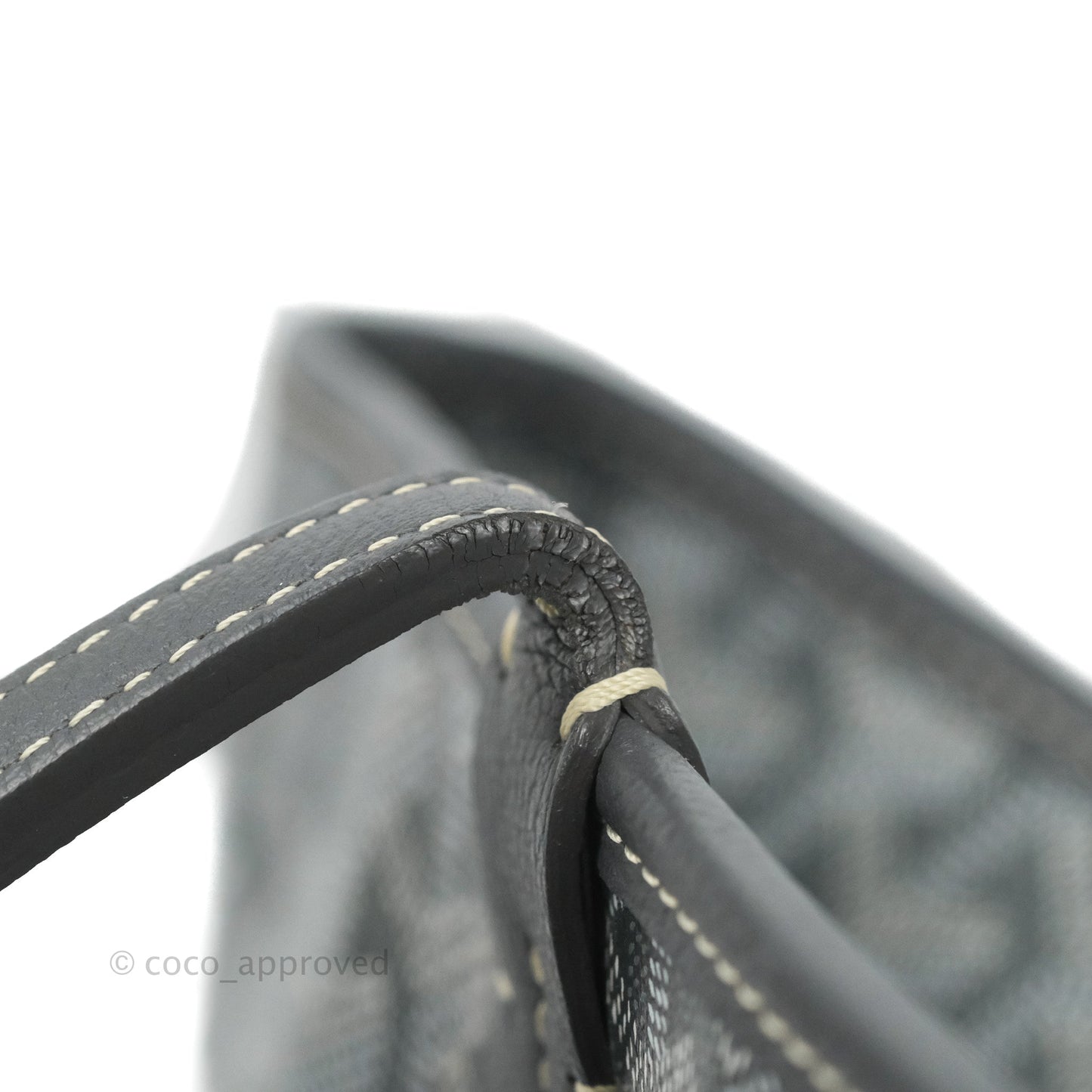 Goyard Artois Grey Goyardine Canvas PM⁣⁣⁣⁣⁣⁣⁣⁣⁣⁣⁣⁣⁣⁣⁣⁣⁣⁣⁣⁣