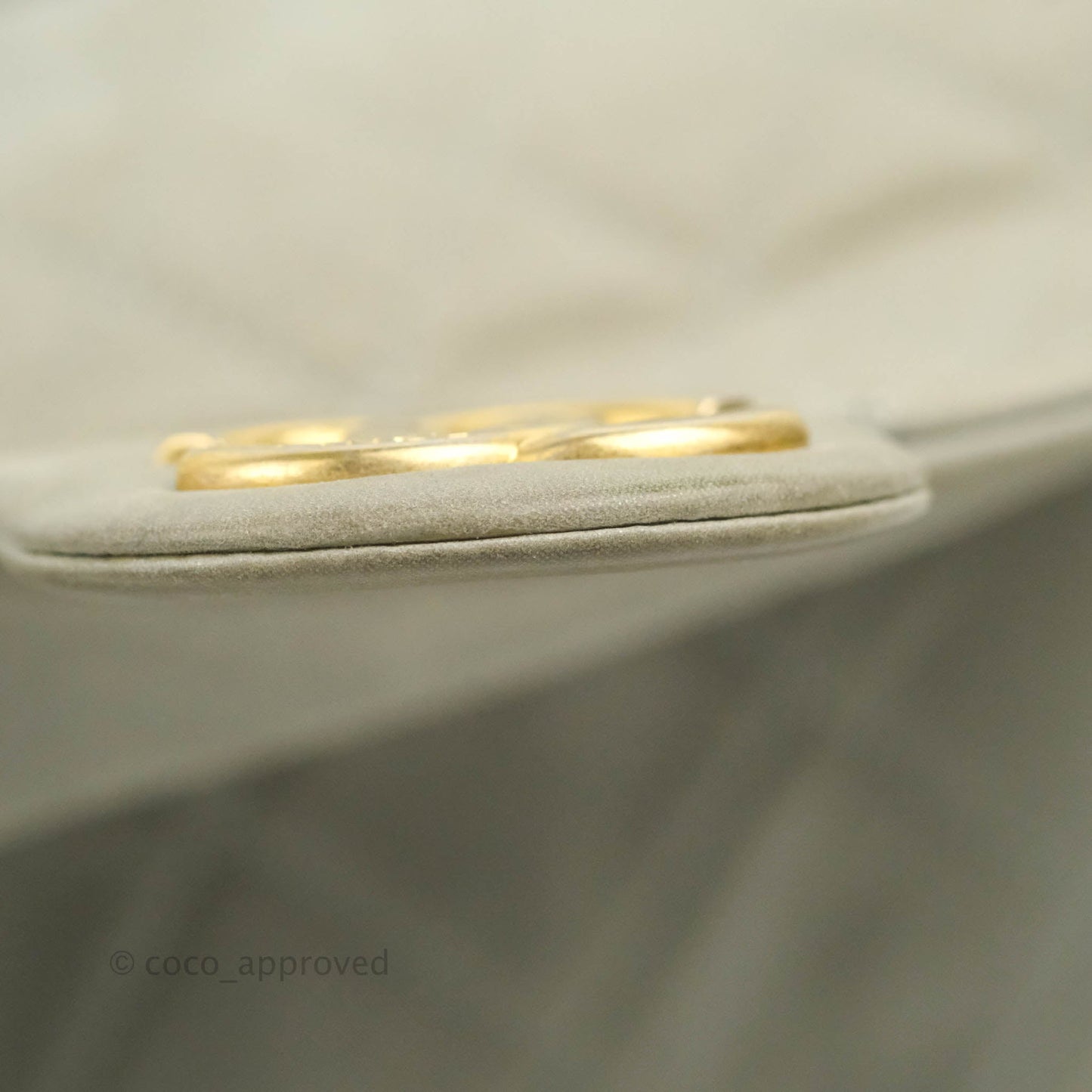 Chanel Iridescent Calfskin Quilted Chic Quilt Flap Grey Gold Hardware