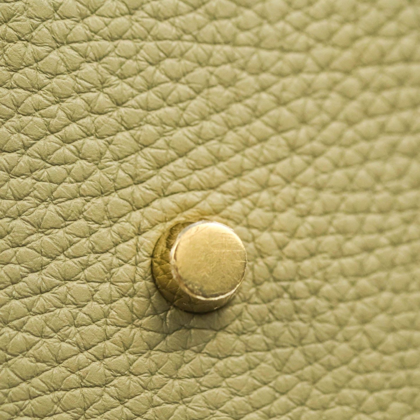 Hermès Lindy 26 Taurillon Clemence Sauge Gold Hardware
