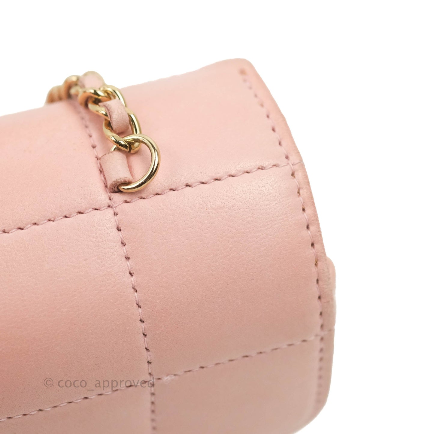 Chanel Vintage Quilted Mini Chocolate Bar Camellia Flap Pink Lambskin Gold Hardware