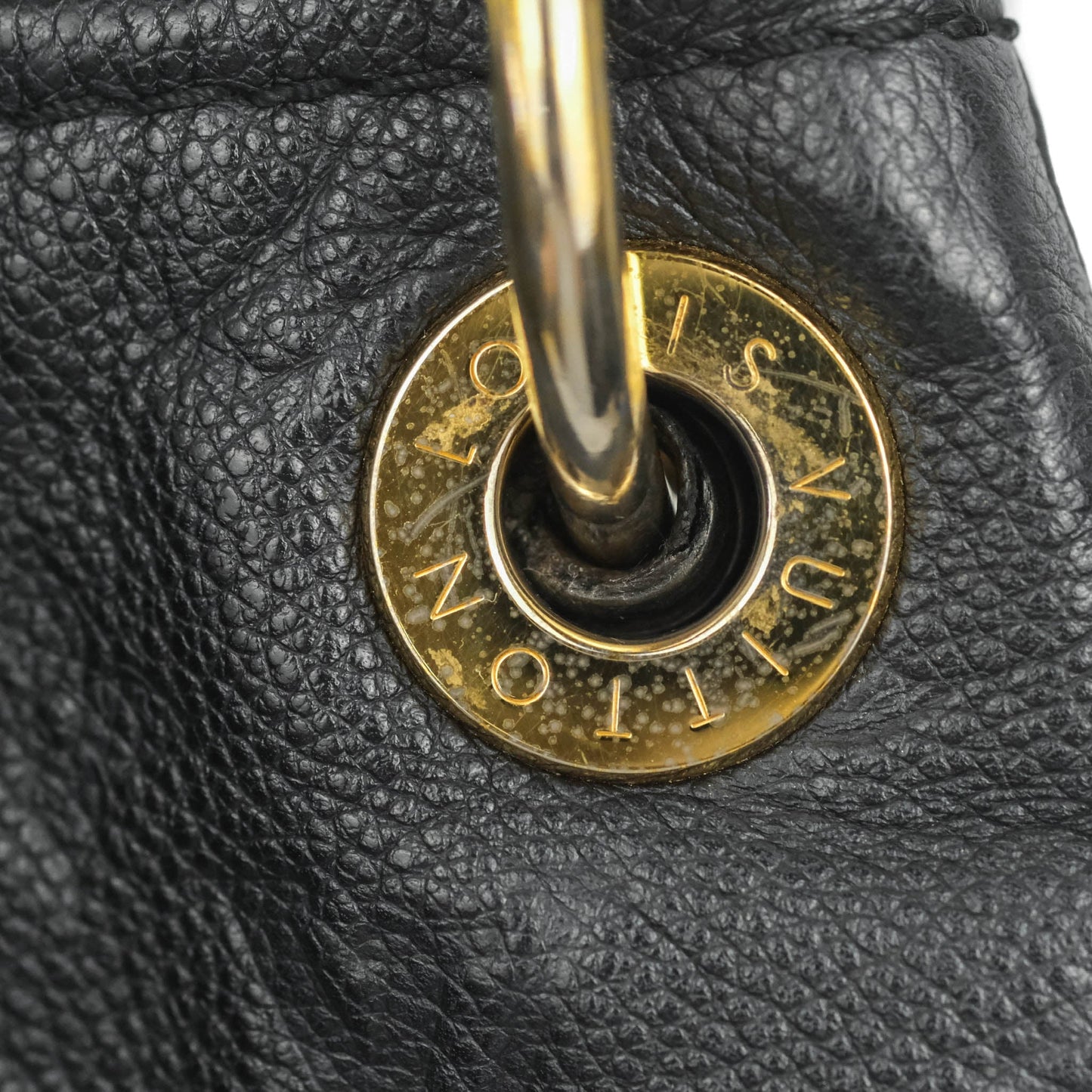 Louis Vuitton Artsy Monogram Empreinte MM Black