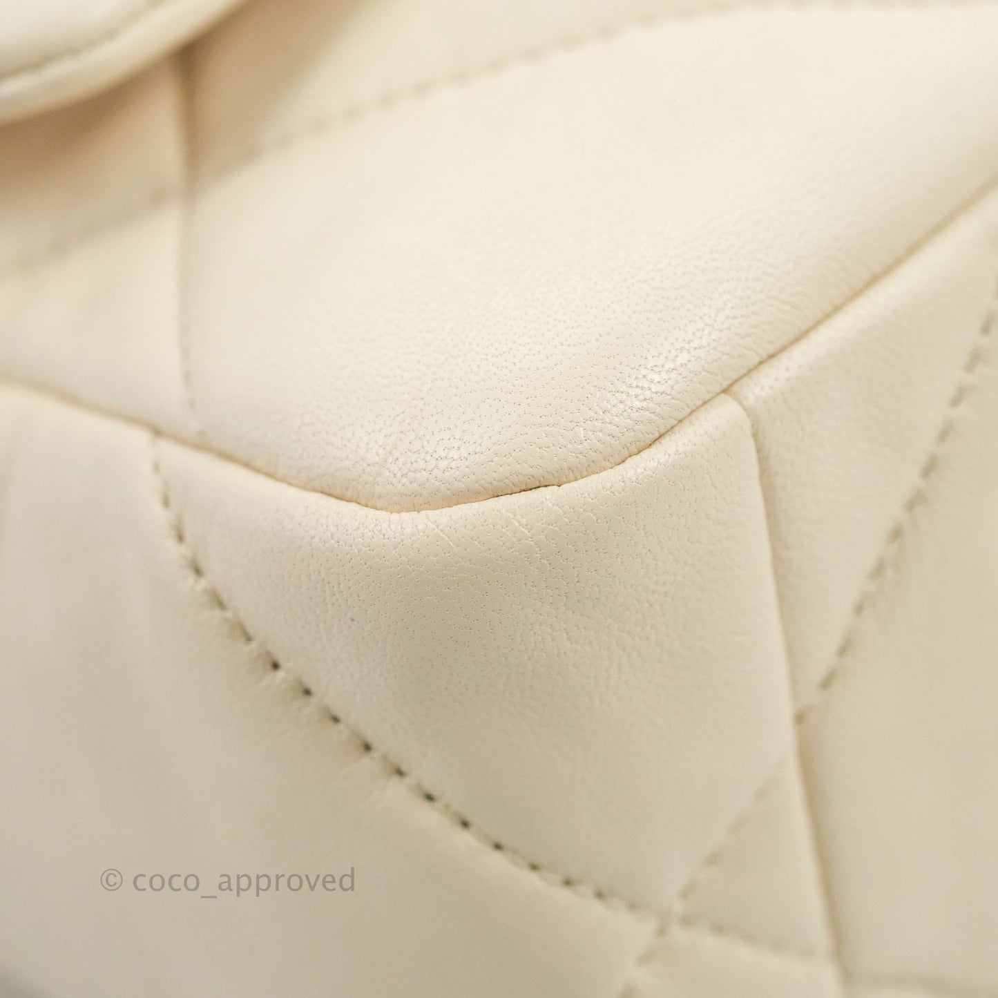 Chanel 19 Small Light Beige Lambskin Mixed Hardware 20C