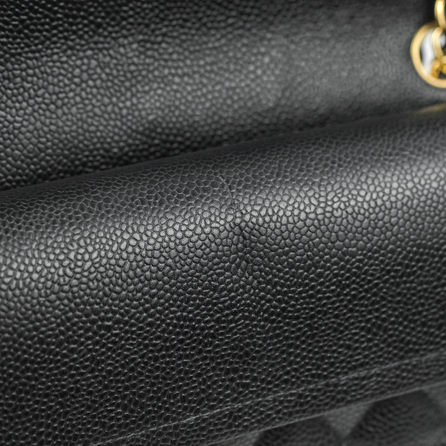 Chanel Classic M/L Medium Flap Quilted Black Caviar 24K Gold Hardware