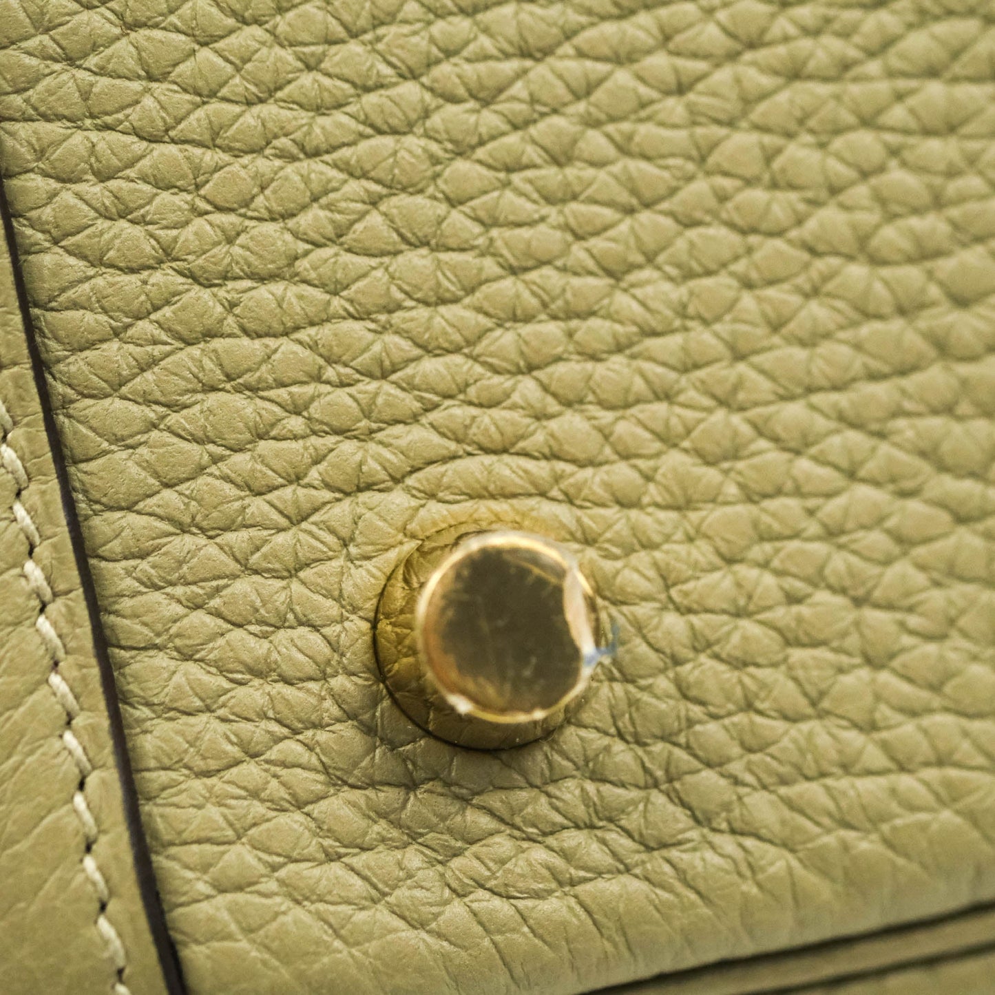 Hermès Lindy 26 Taurillon Clemence Sauge Gold Hardware