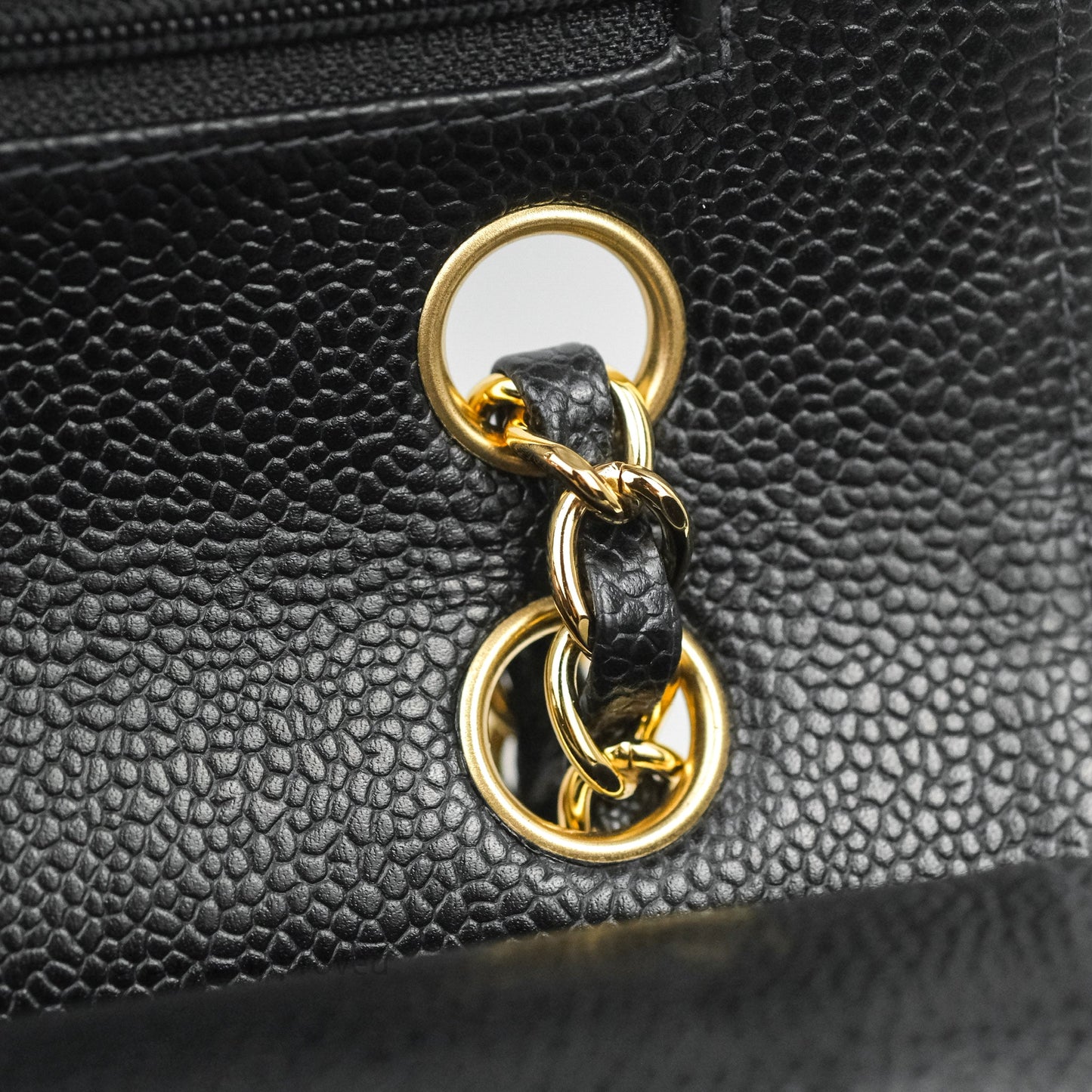 Chanel Classic M/L Medium Flap Quilted Black Caviar 24K Gold Hardware
