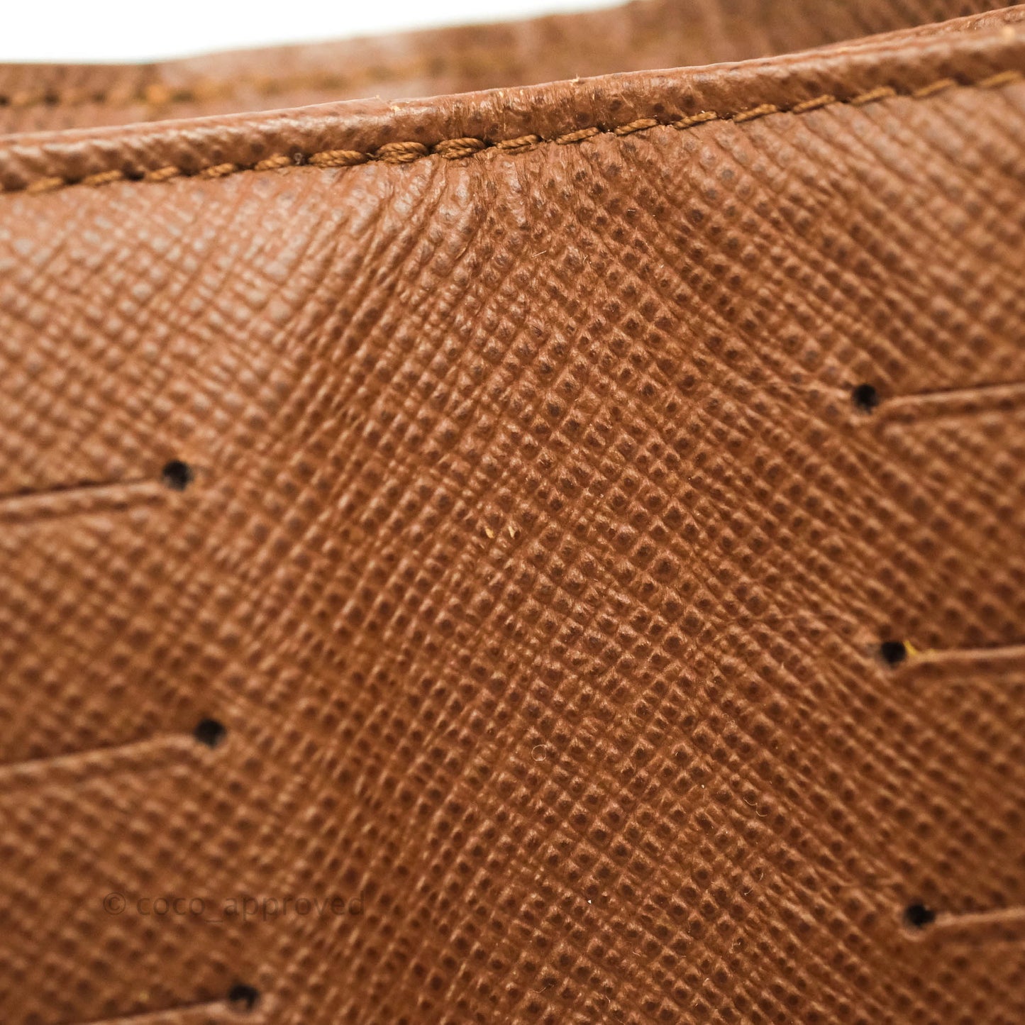 Louis Vuitton Joey Wallet Monogram