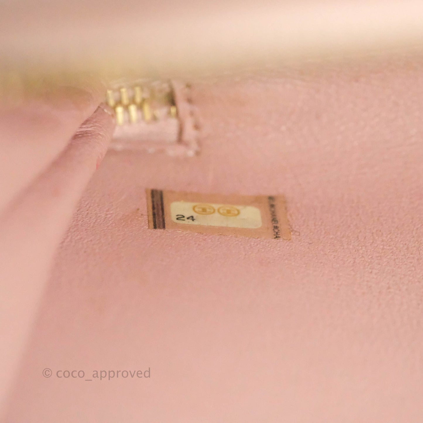 Chanel Quilted Medium Business Affinity Flap Pink Caviar Gold Hardware