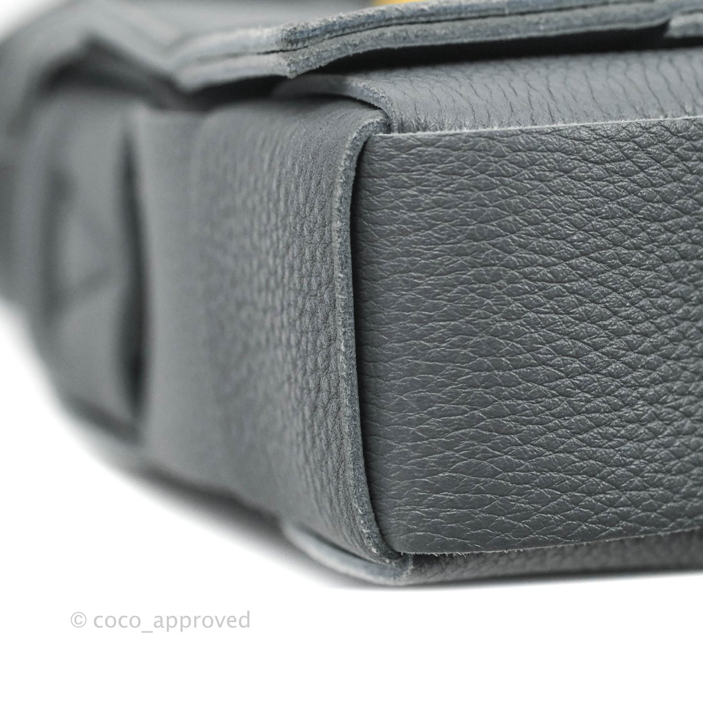 Bottega Veneta Cassette Shoulder Bag Intreccio Thunder Grey Grained Calfskin Gold Hardware