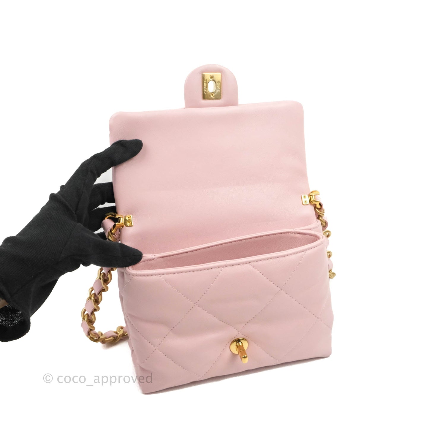 Chanel Small Flap Bag Light Pink Lambskin Aged Gold Hardware 22-23FW