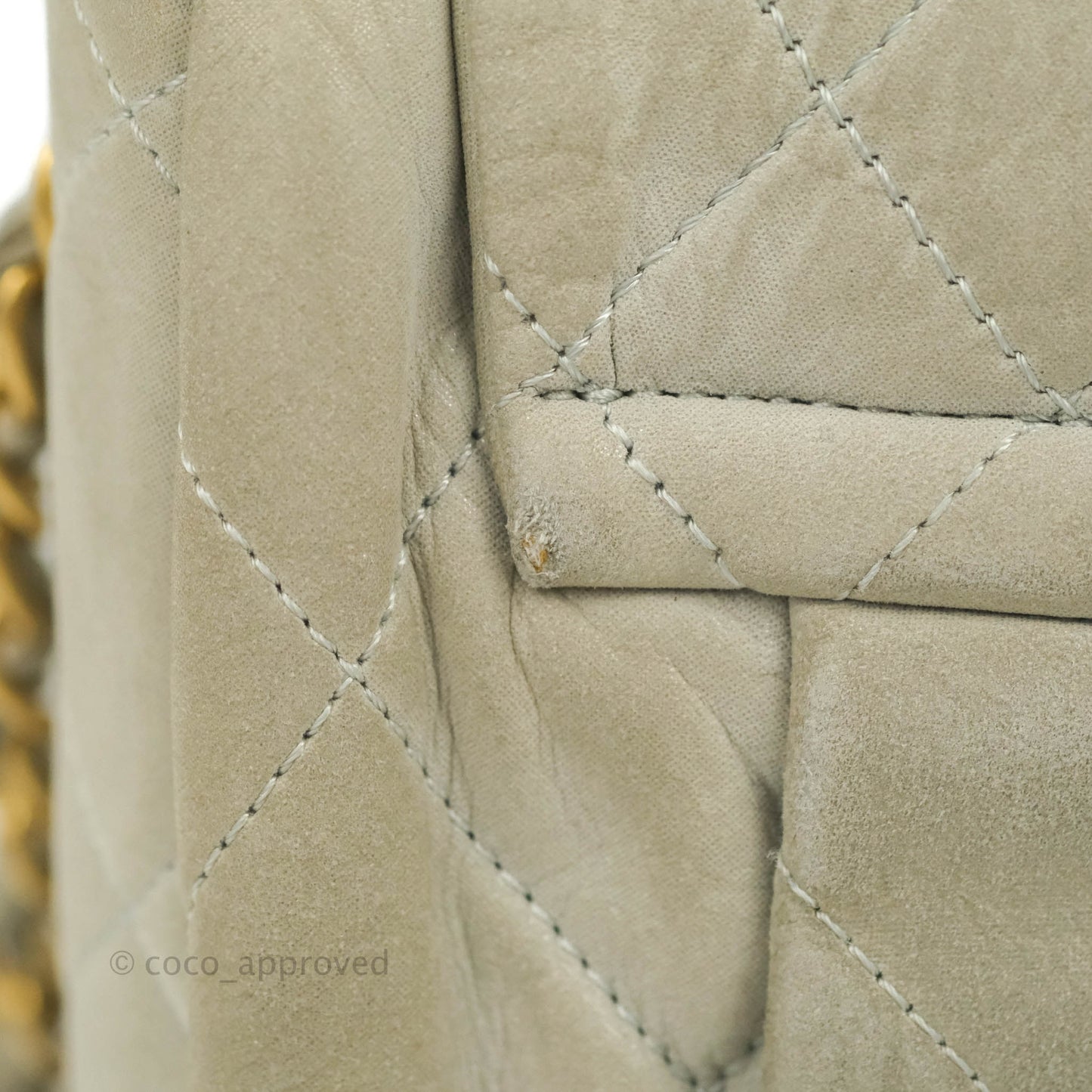 Chanel Iridescent Calfskin Quilted Chic Quilt Flap Grey Gold Hardware