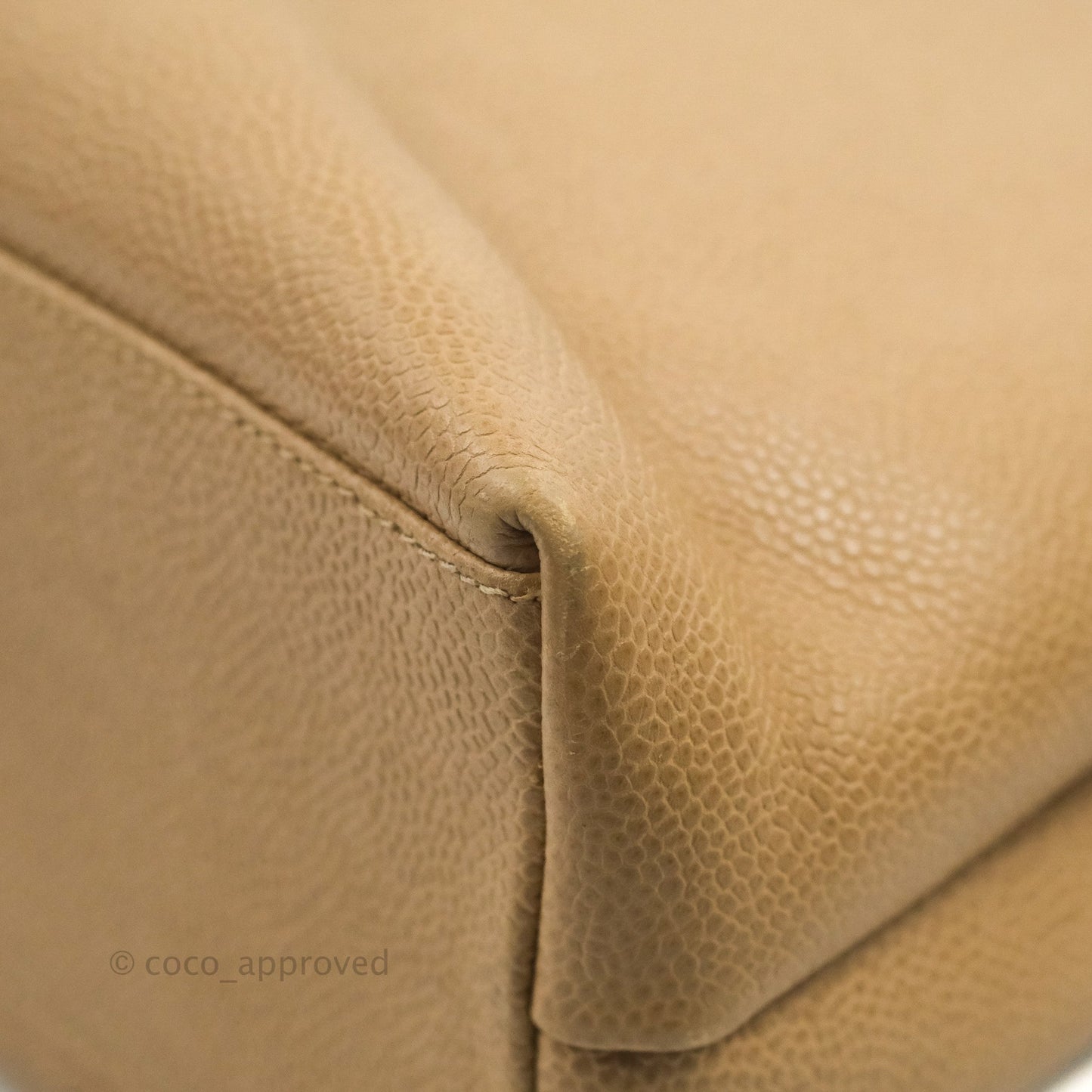 Chanel Vintage Tote Beige Caviar 24K Gold Hardware