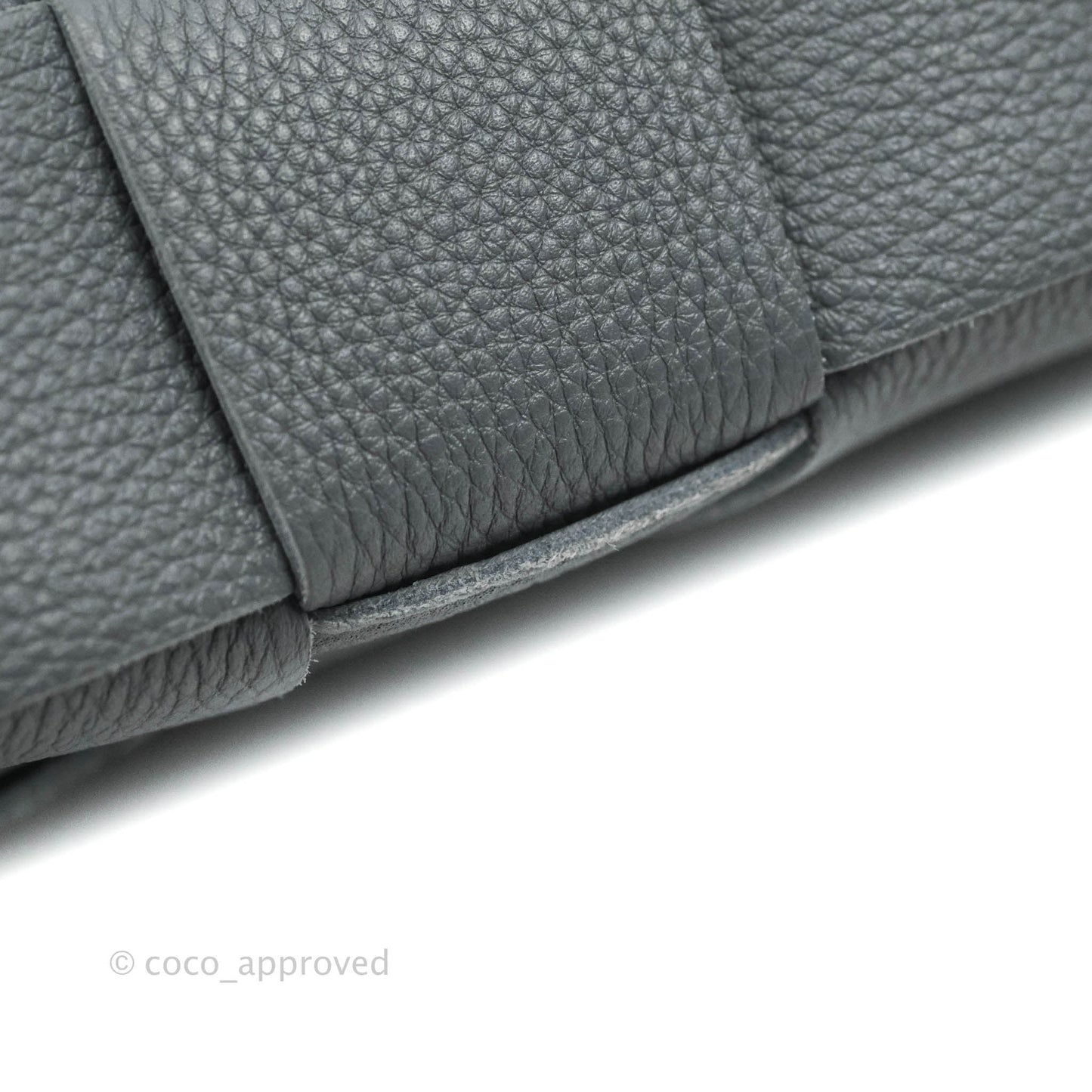 Bottega Veneta Cassette Shoulder Bag Intreccio Thunder Grey Grained Calfskin Gold Hardware