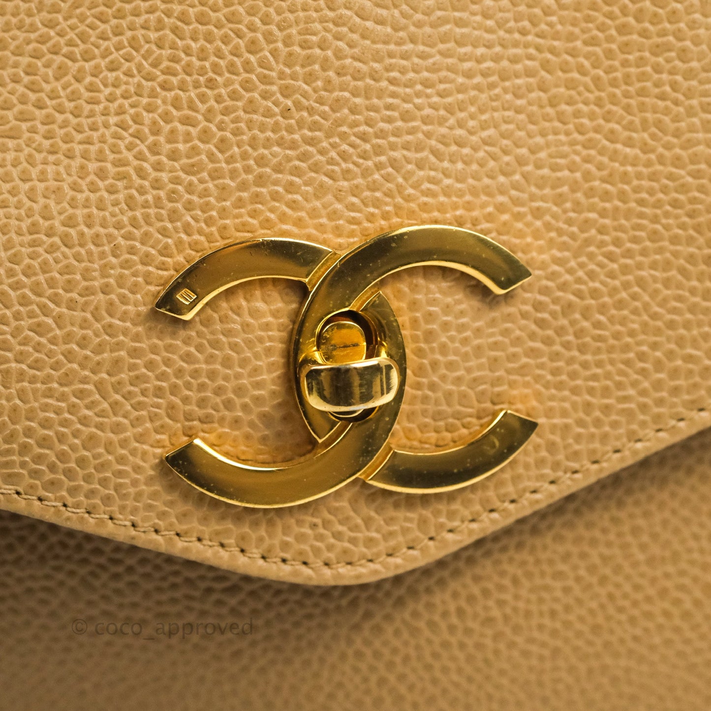 Chanel Vintage Tote Beige Caviar 24K Gold Hardware