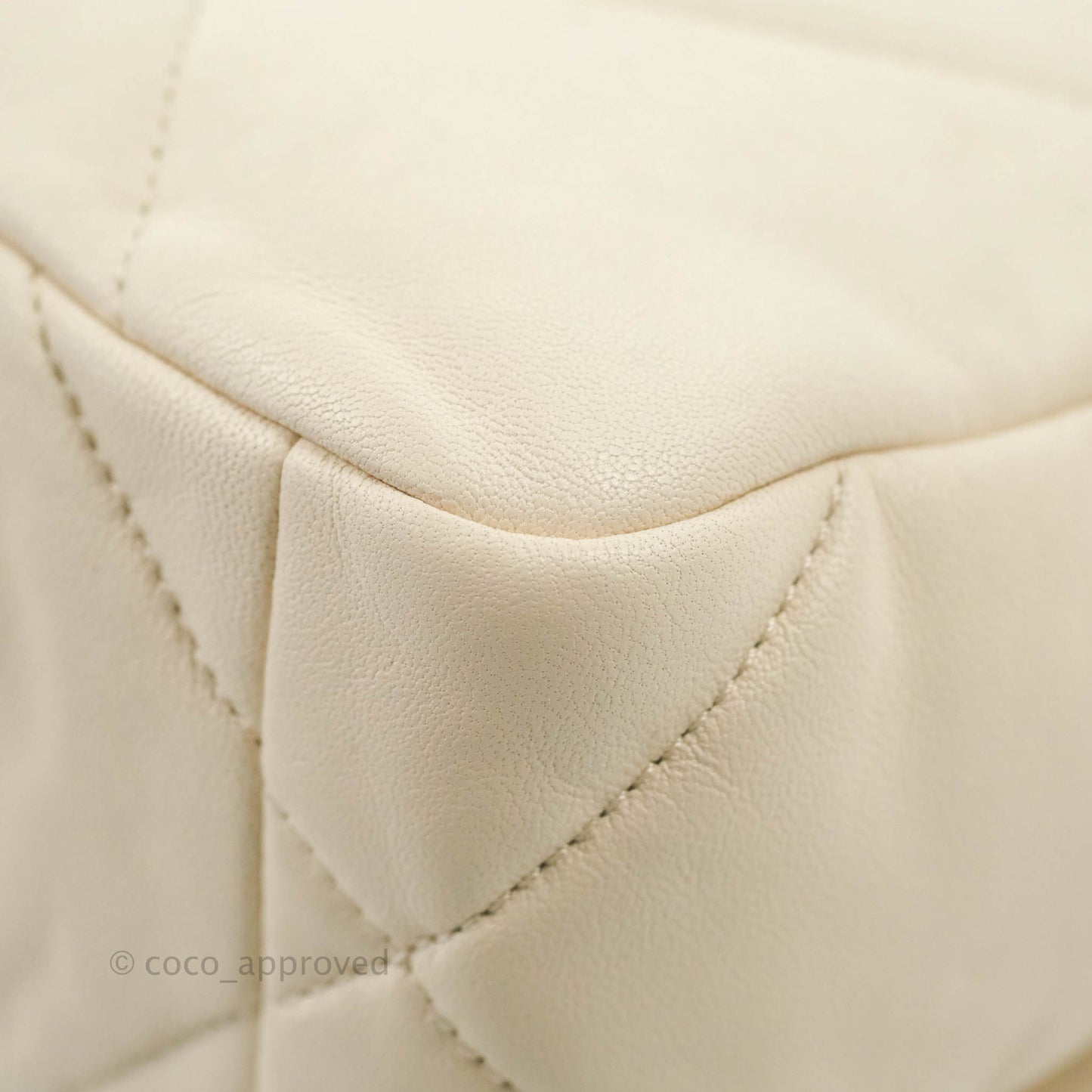 Chanel 19 Small Light Beige Lambskin Mixed Hardware 20C