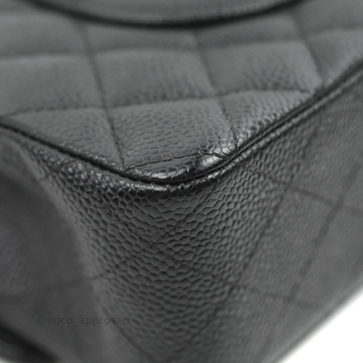 Chanel Classic M/L Medium Flap Quilted Black Caviar Gold Hardware
