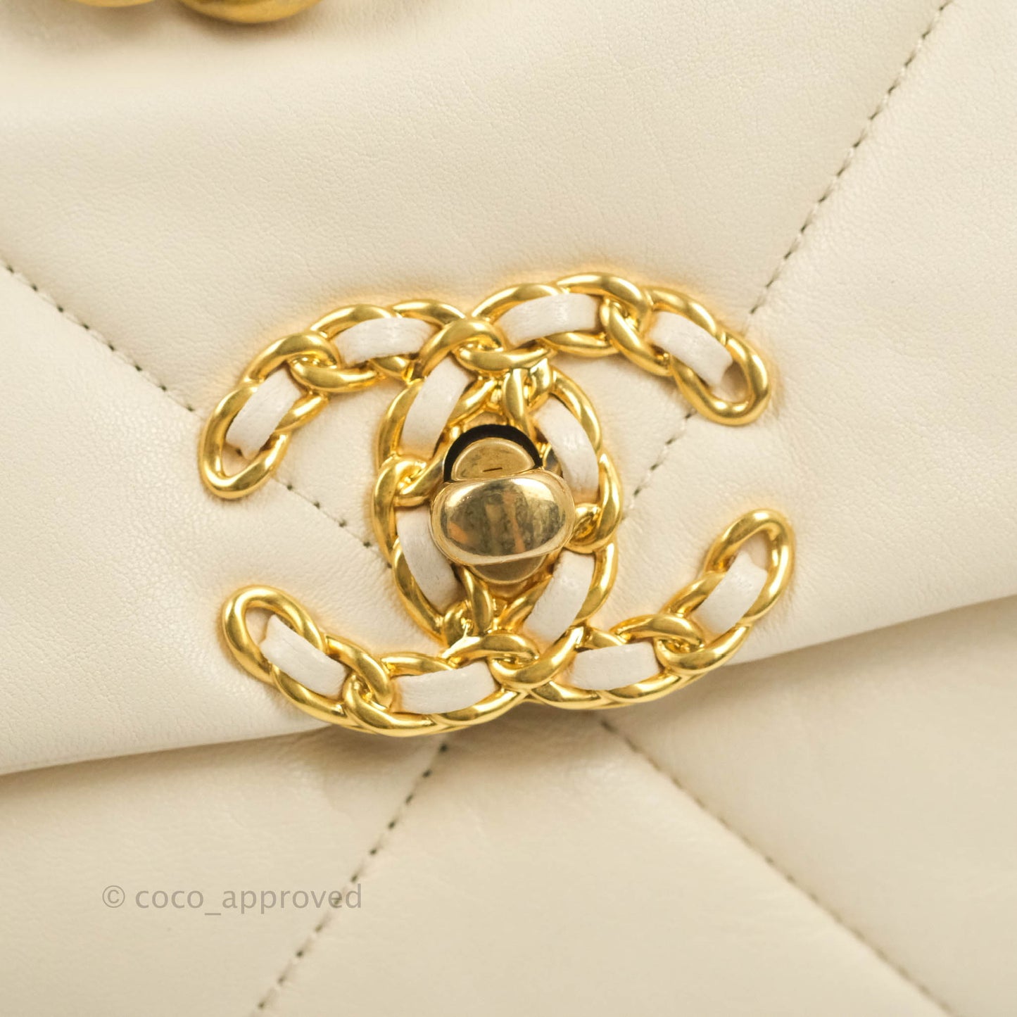 Chanel 19 Small Light Beige Lambskin Mixed Hardware 20C