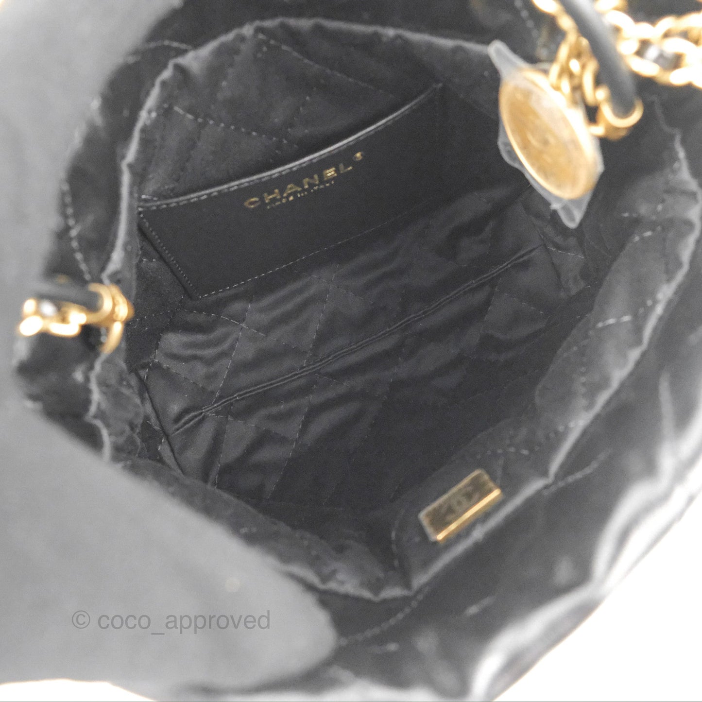 Chanel 22 Mini Bag Black Crumpled Calfskin
