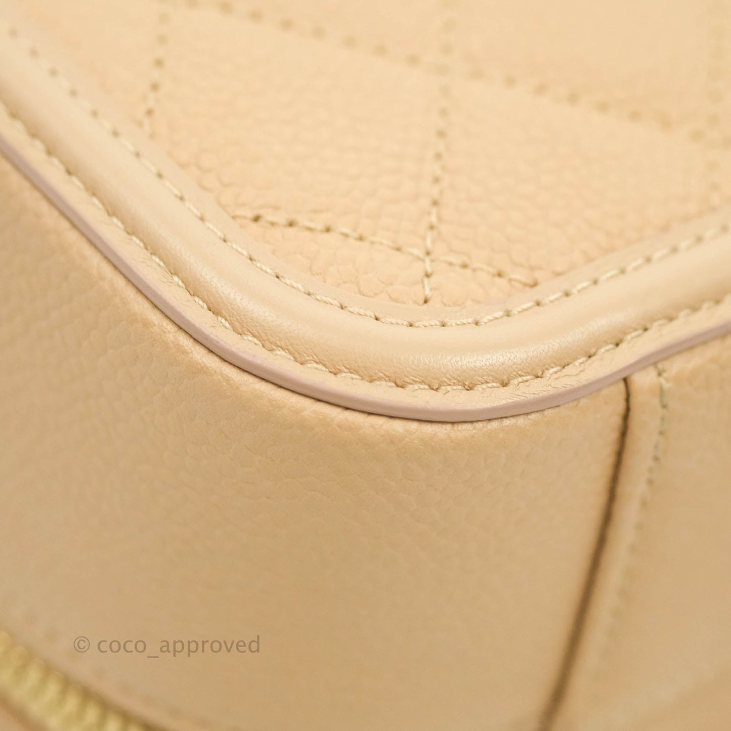 Chanel Quilted Medium CC Filigree Vanity Case Beige Caviar Gold Hardware