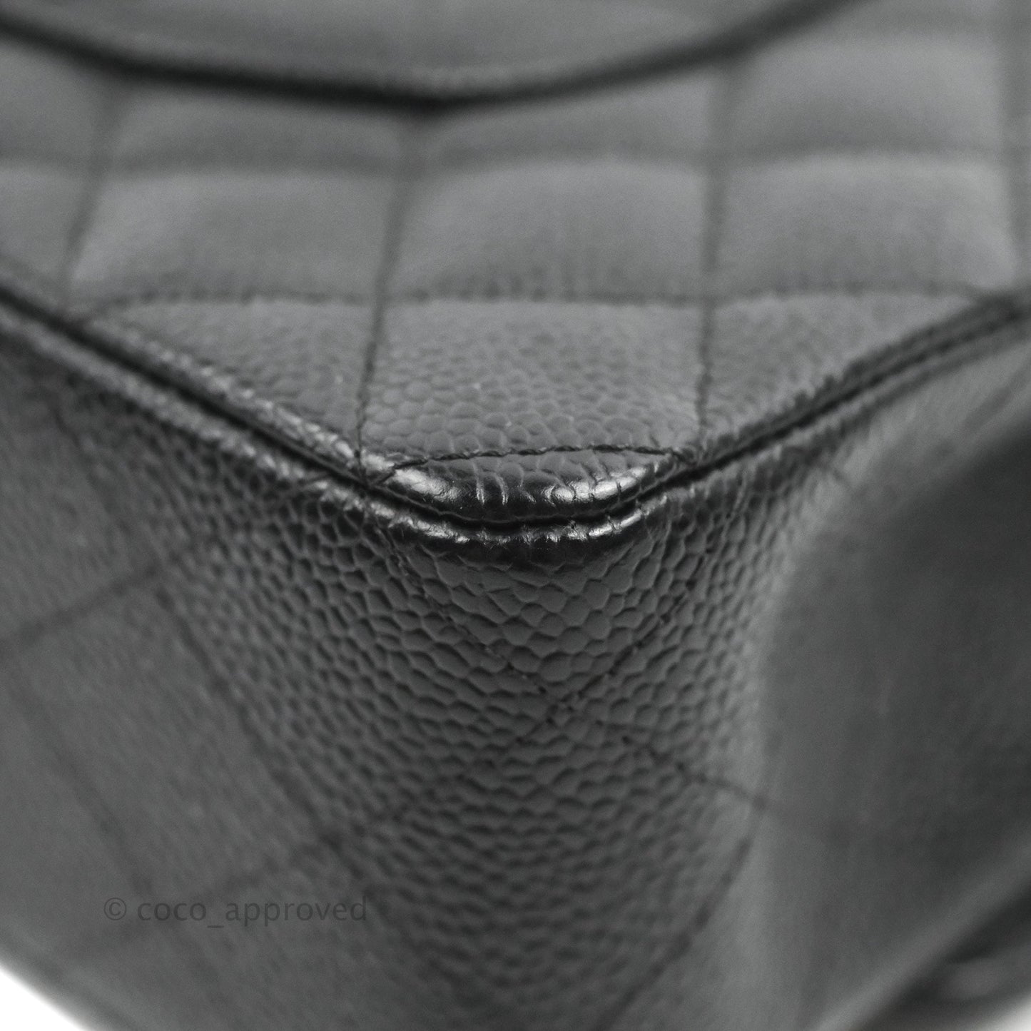 Chanel Classic M/L Medium Flap Quilted Black Caviar Gold Hardware
